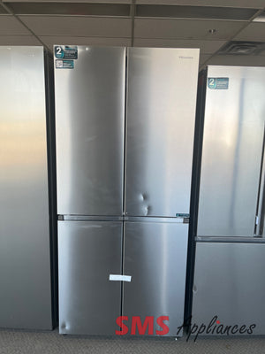 Open Box 31.5" Fridge Hisense RQ17A4CSD