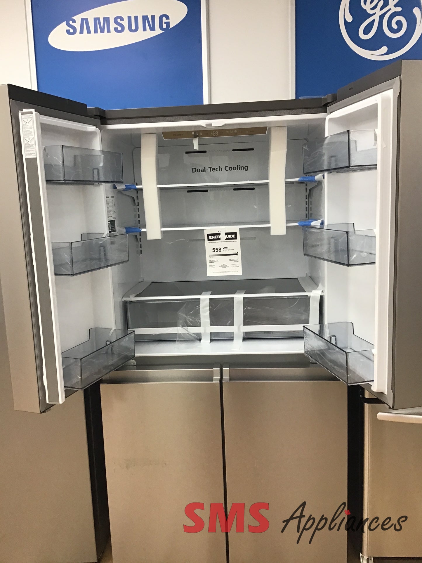 Open Box Fridges RQ22A4CSD Hisense - Image 2