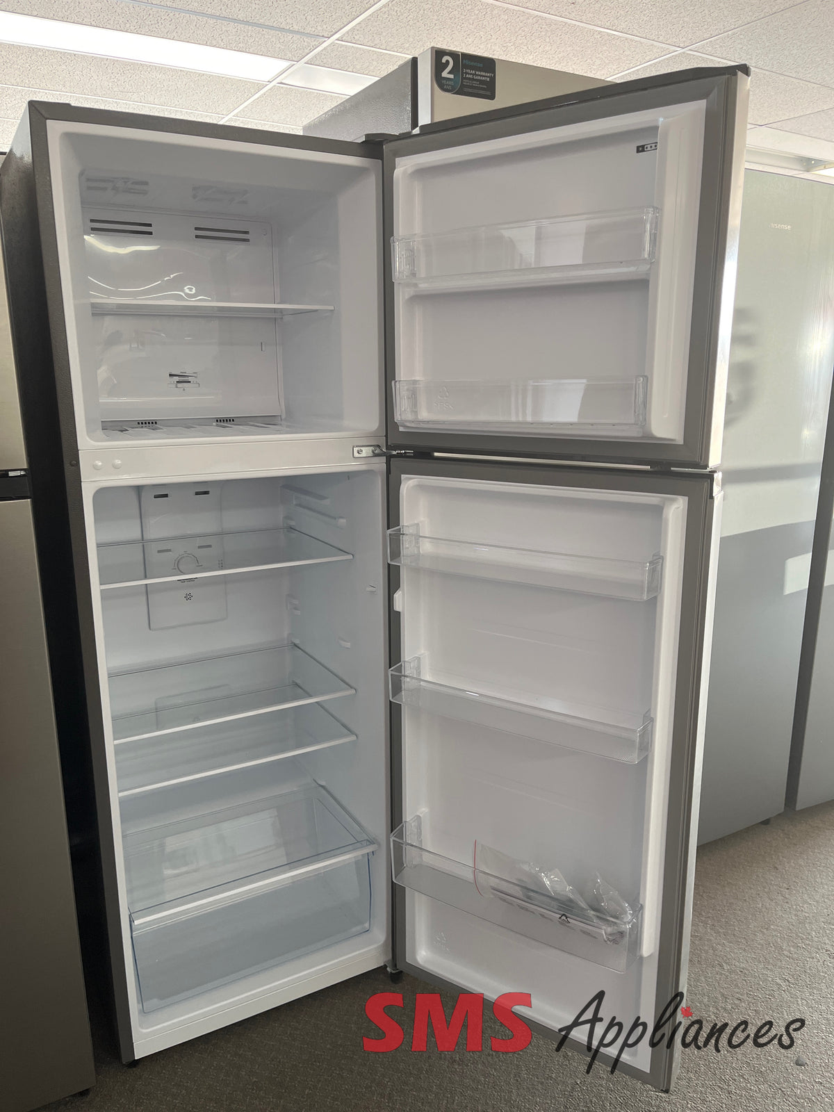 Open Box Fridges RT12A2CSE Hisense - Image 2