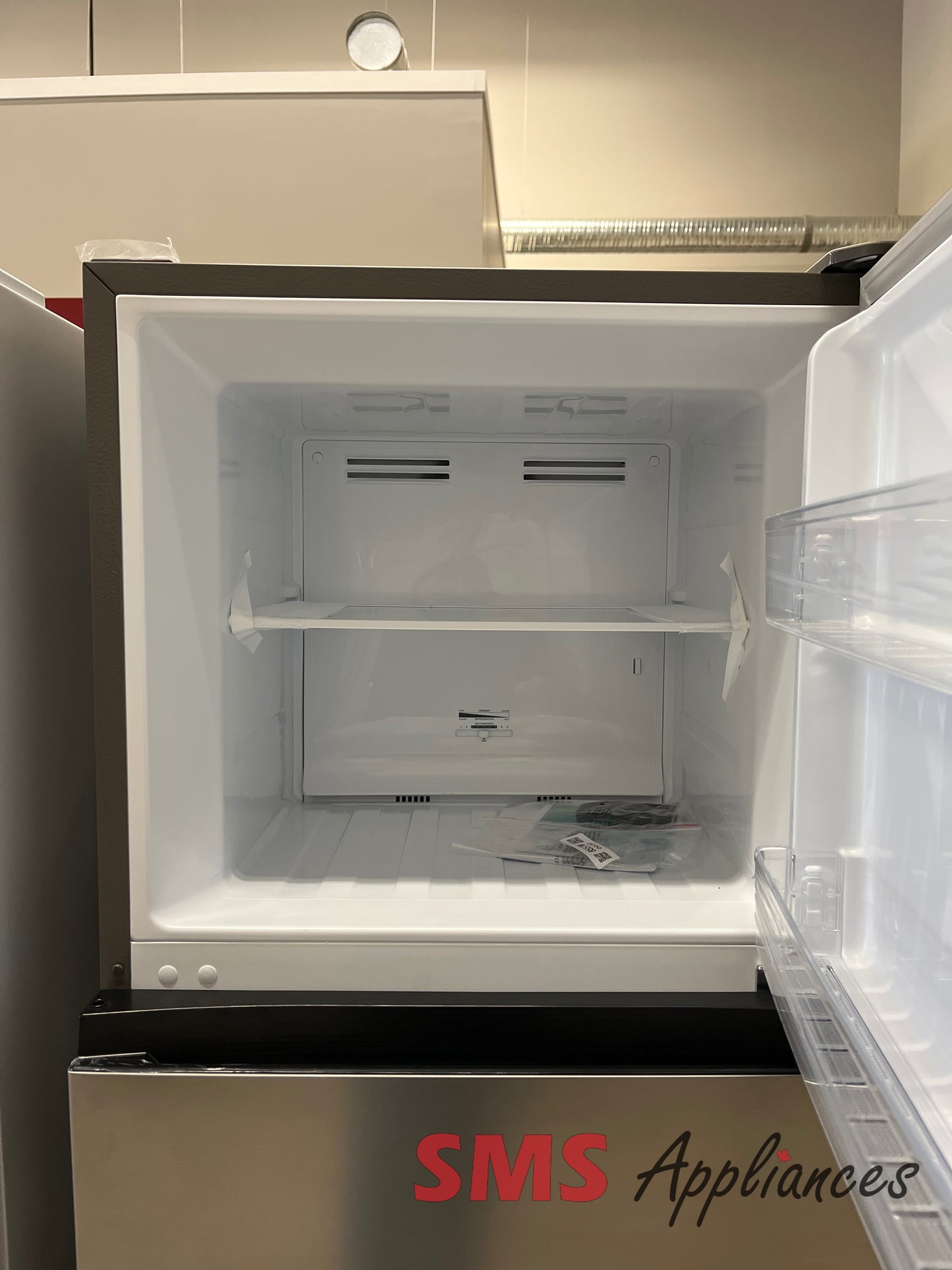 Open Box Fridges RT12A2CSE Hisense - Image 2