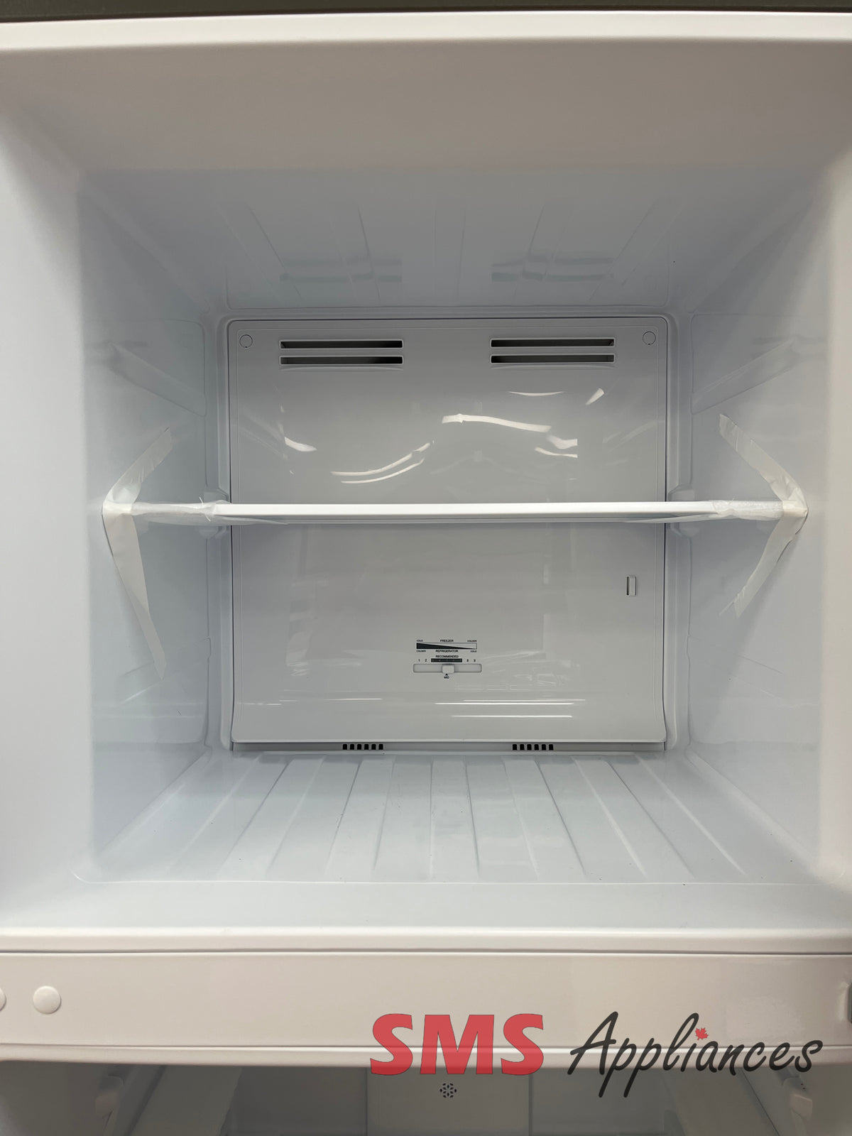 Open Box Fridges RT12A2CSE Hisense - Image 3