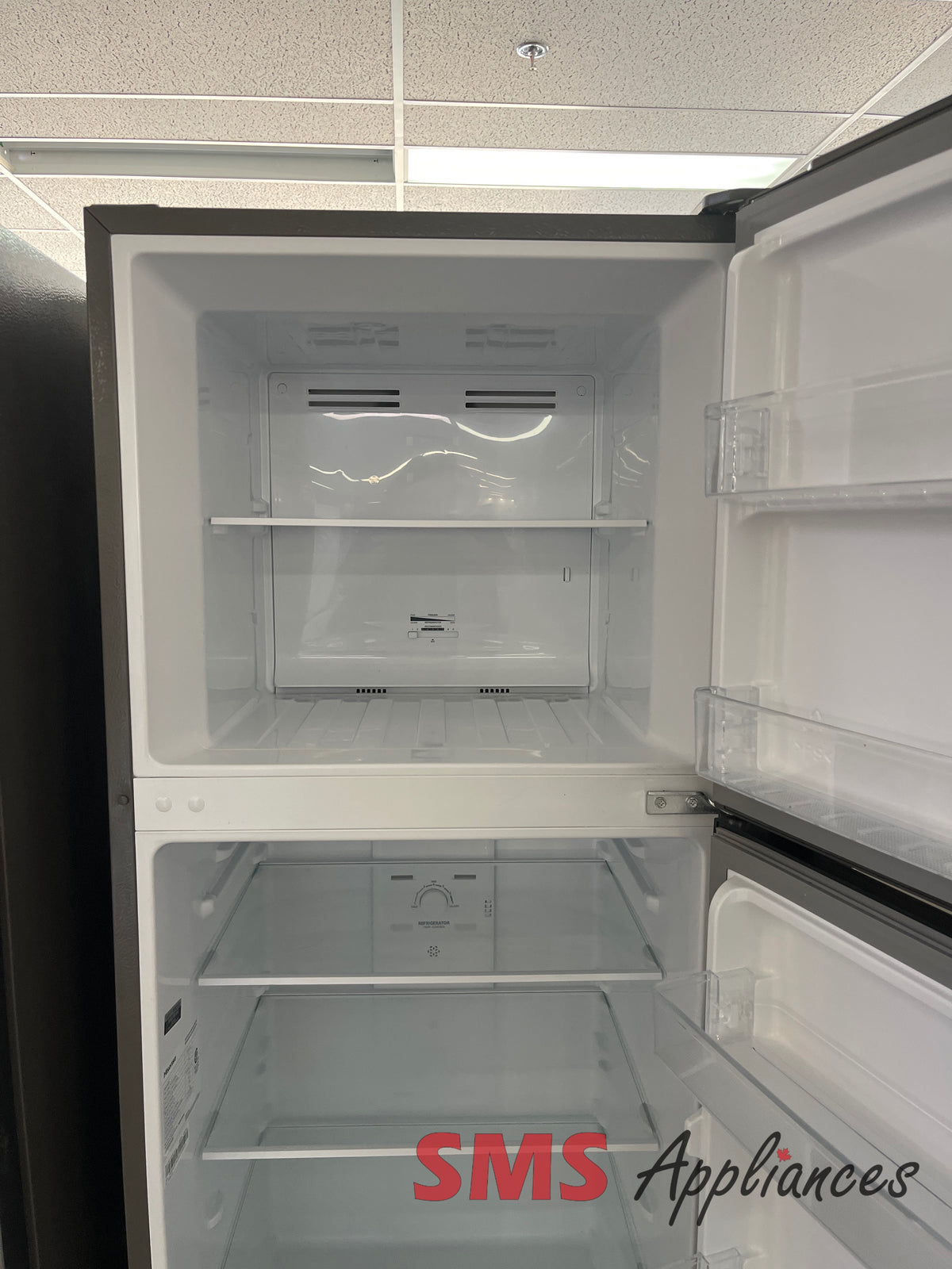 Open Box Fridges RT12A2CSE Hisense - Image 4
