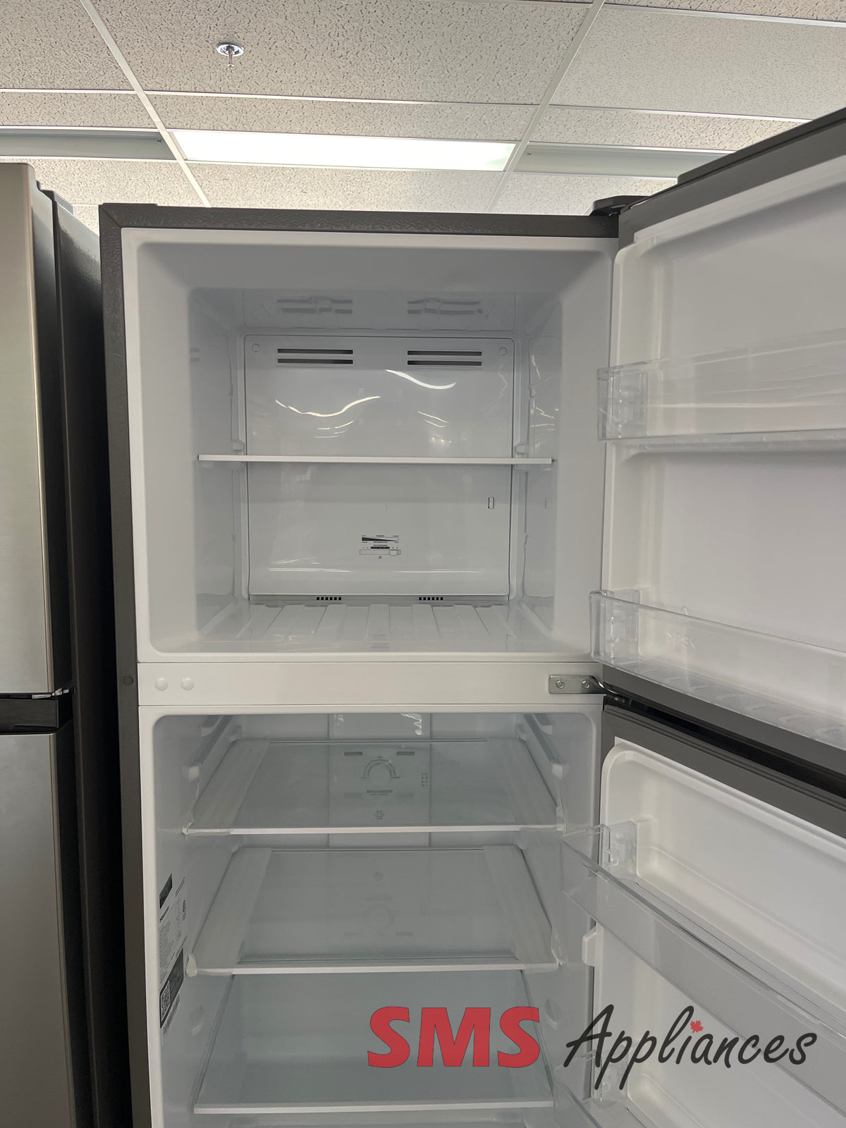 Open Box Fridges RT12A2CSE Hisense - Image 4