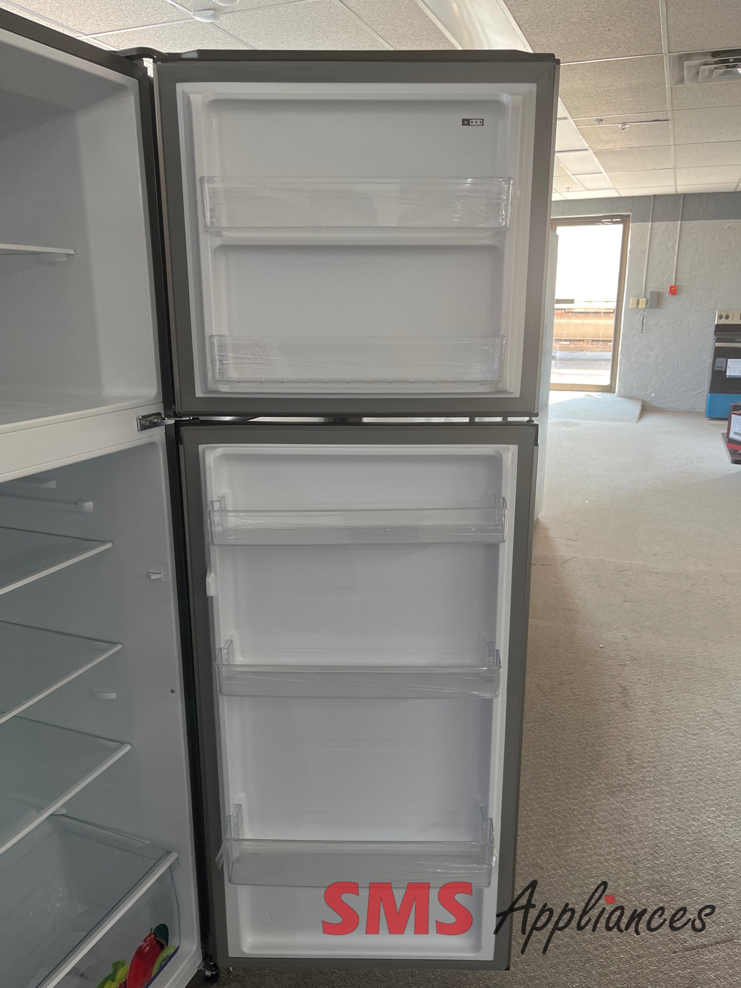 Open Box Fridges RT12A2CSE Hisense - Image 5