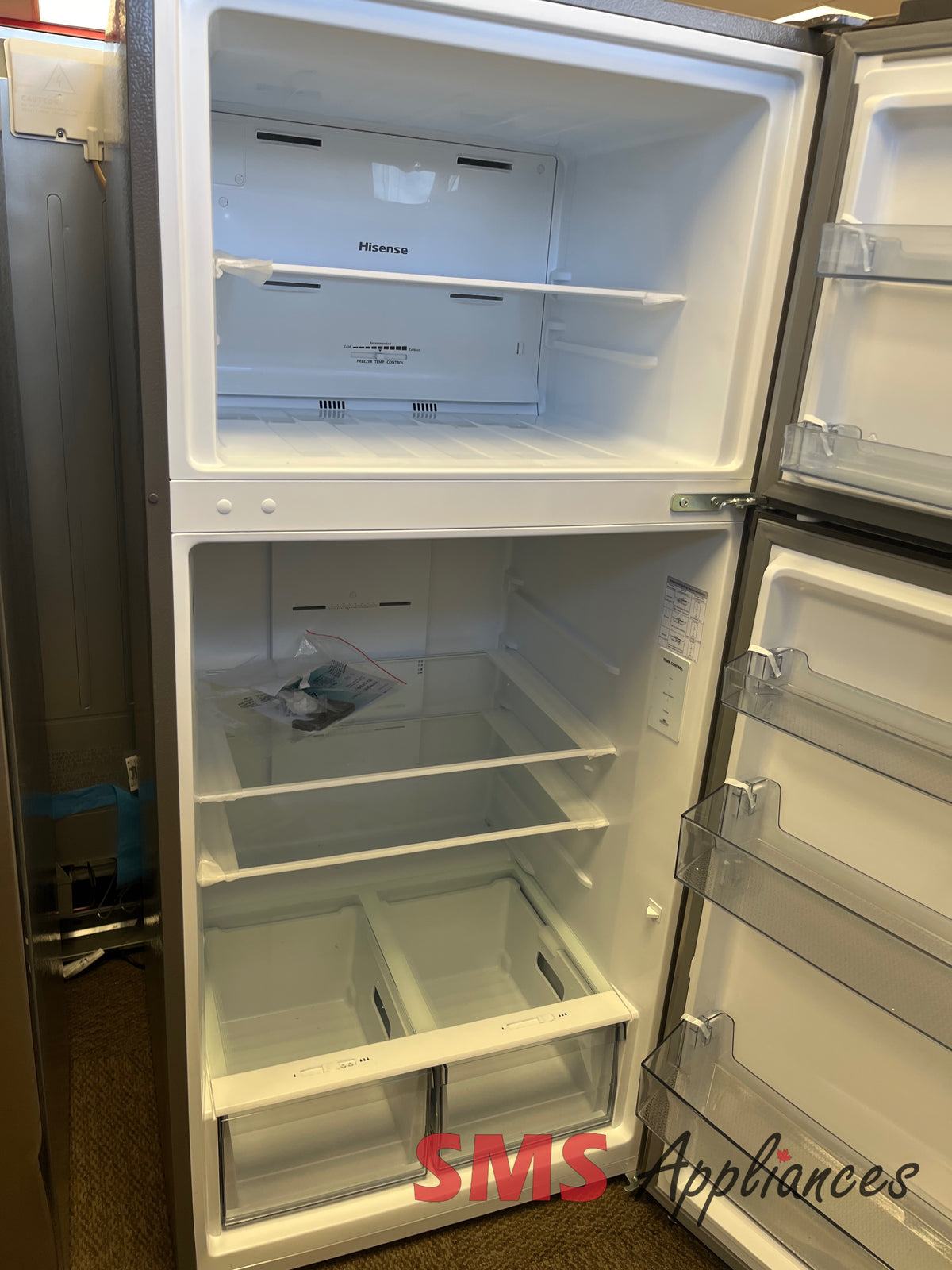 Open Box Fridges RT18A2FSD Hisense - Image 2