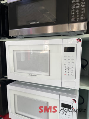 Open Box Microwave Frigidaire EMW1132-WHITE