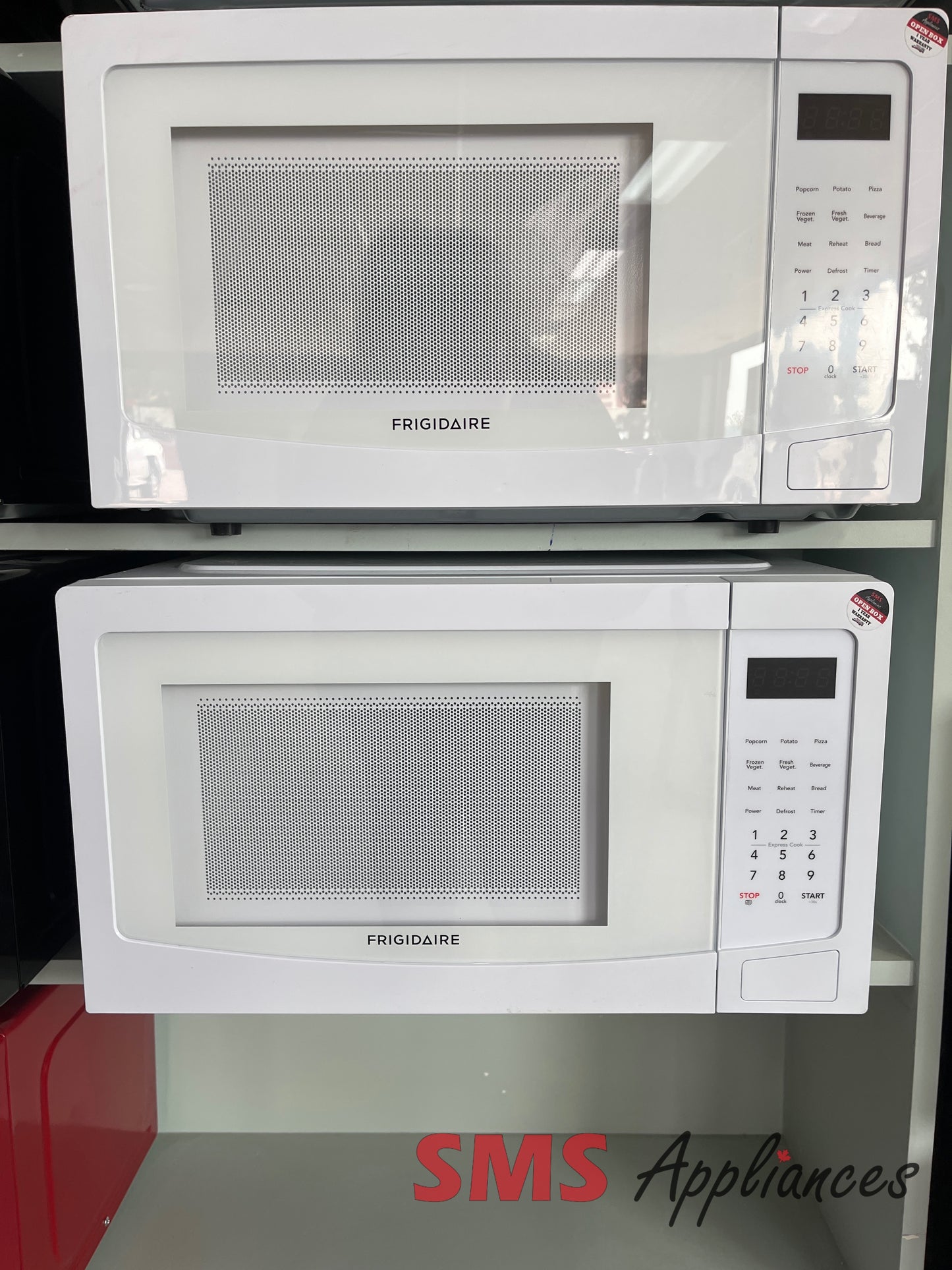 Open Box Microwaves EMW1132 WHITE Frigidaire - Image 1