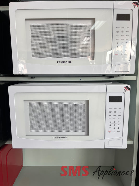 Open Box Microwaves EMW1132 WHITE Frigidaire - Image 1