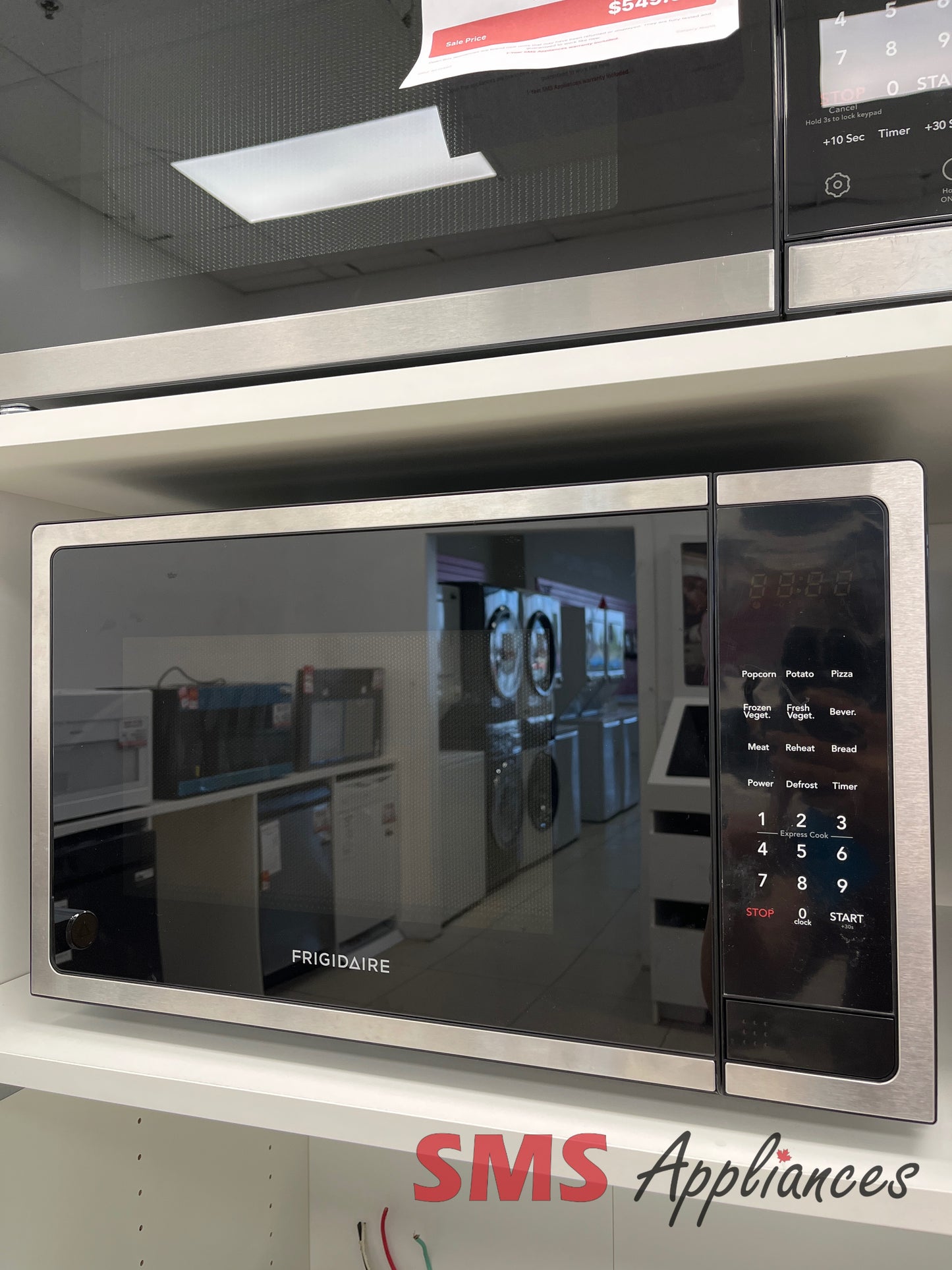 Open Box Microwaves EMW1510 Frigidaire - Image 1