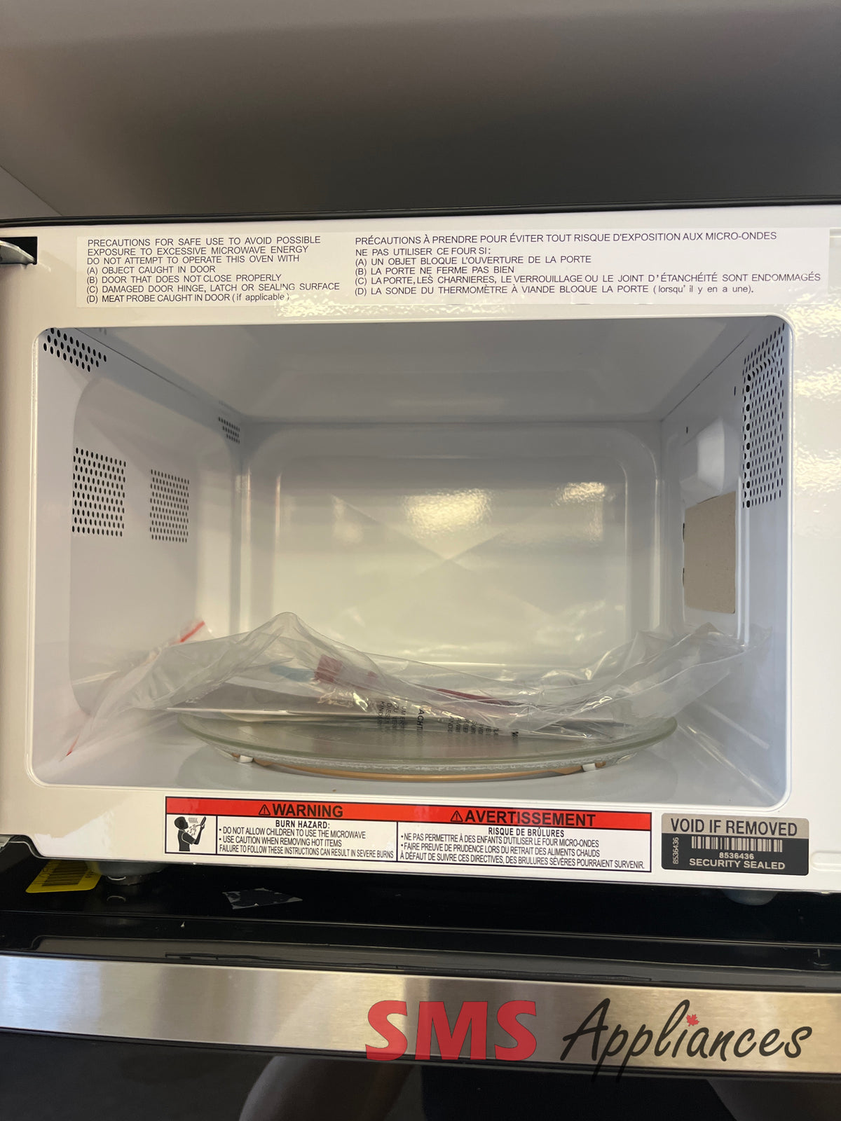 Open Box Microwaves EMW733 BLACK Frigidaire - Image 2