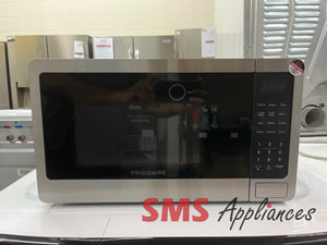 Open Box 18" Microwave Frigidaire EMW759