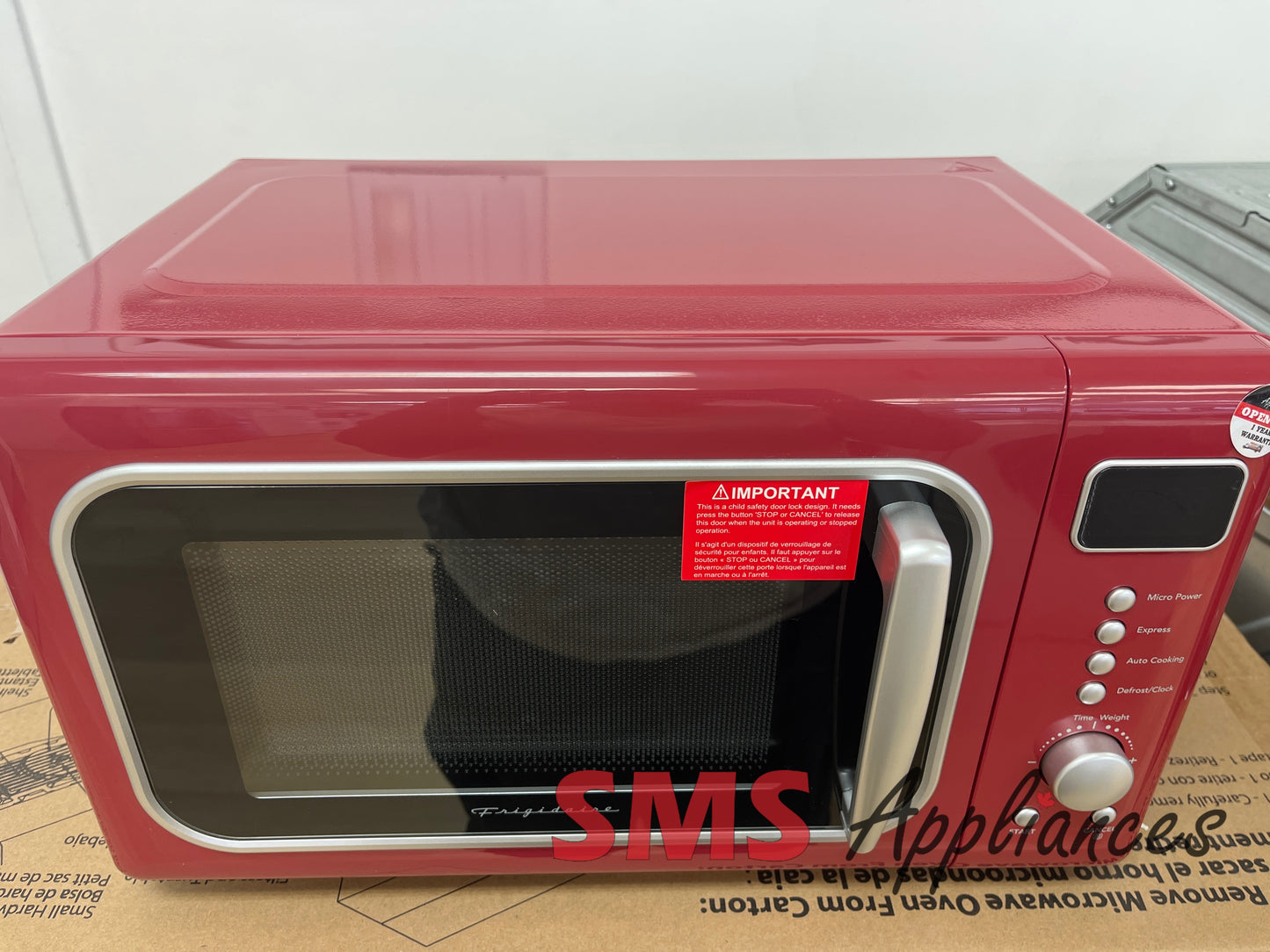 Open Box Microwaves EMW788 MERLOTSLV Frigidaire - Image 3