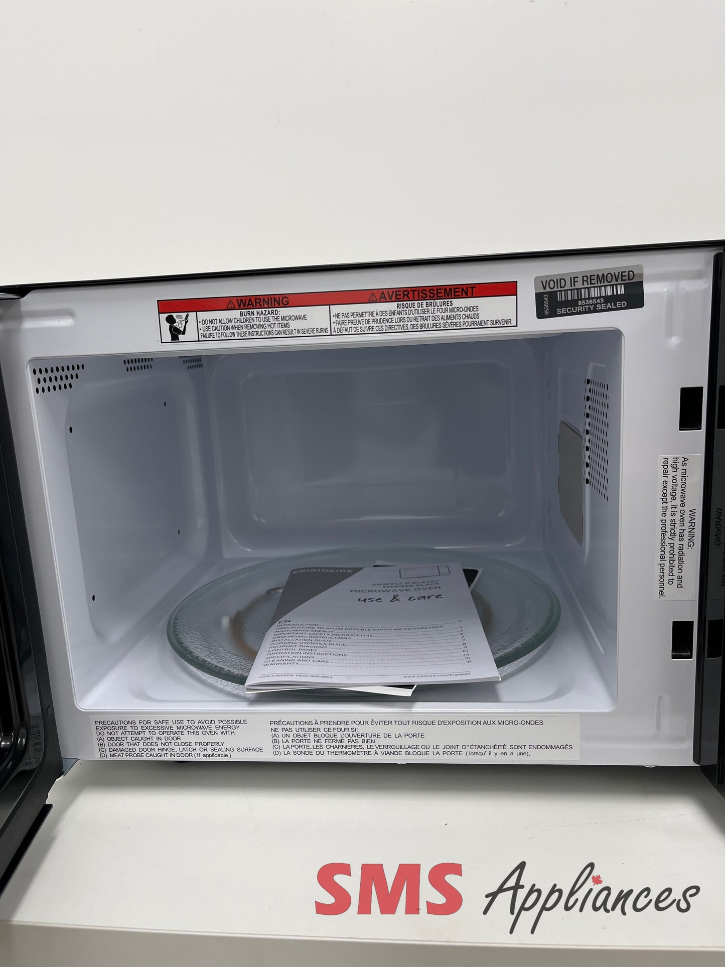 Open Box Microwaves EMW953 B BLACK Frigidaire - Image 2