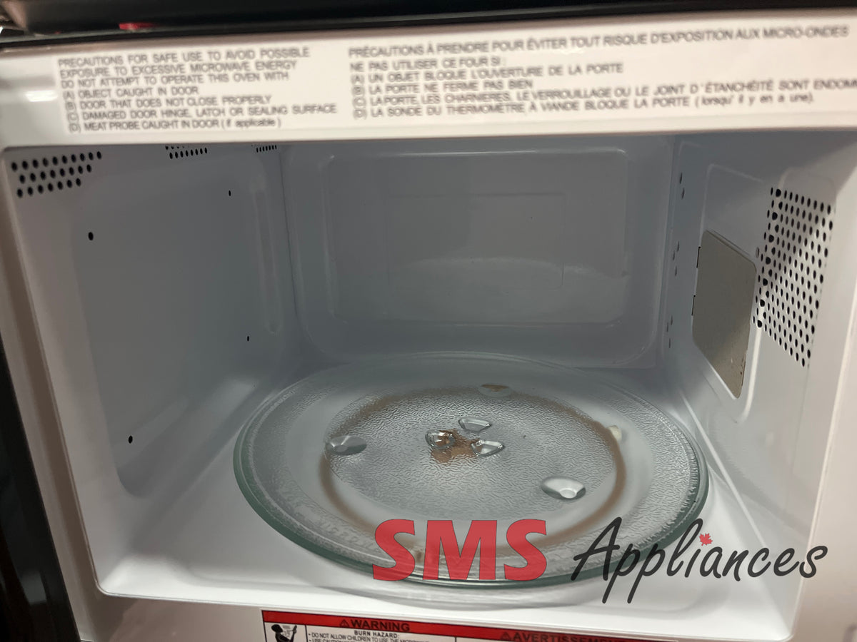 Frigidaire EMW956 open box microwave photo at SMS Appliances Saskatoon