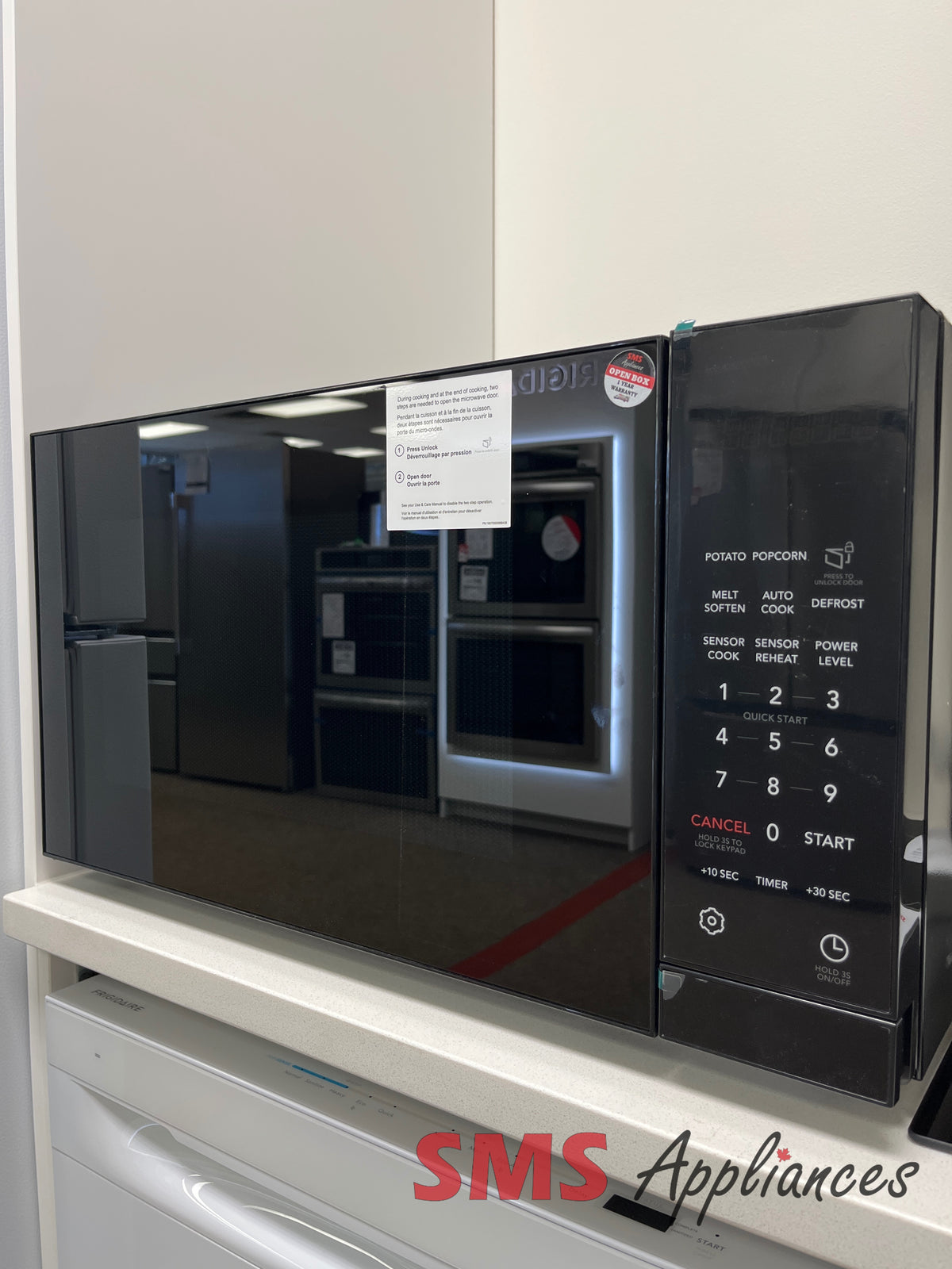 Open Box Microwaves PMBS3080BF Frigidaire - Image 1
