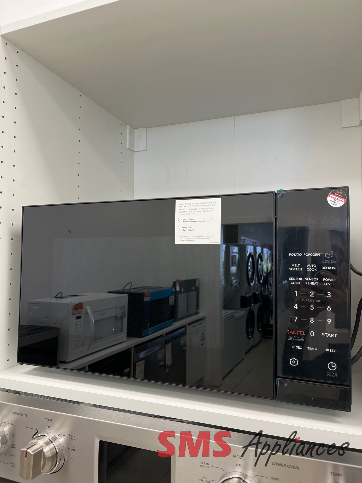 Open Box Microwaves PMBS3080BFA Frigidaire - Image 1