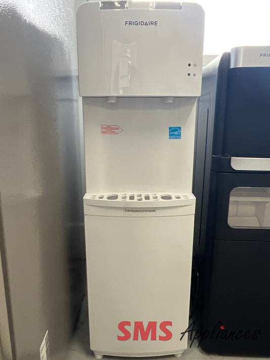 Open Box Small Appliances EFWC498 Frigidaire - Image 1