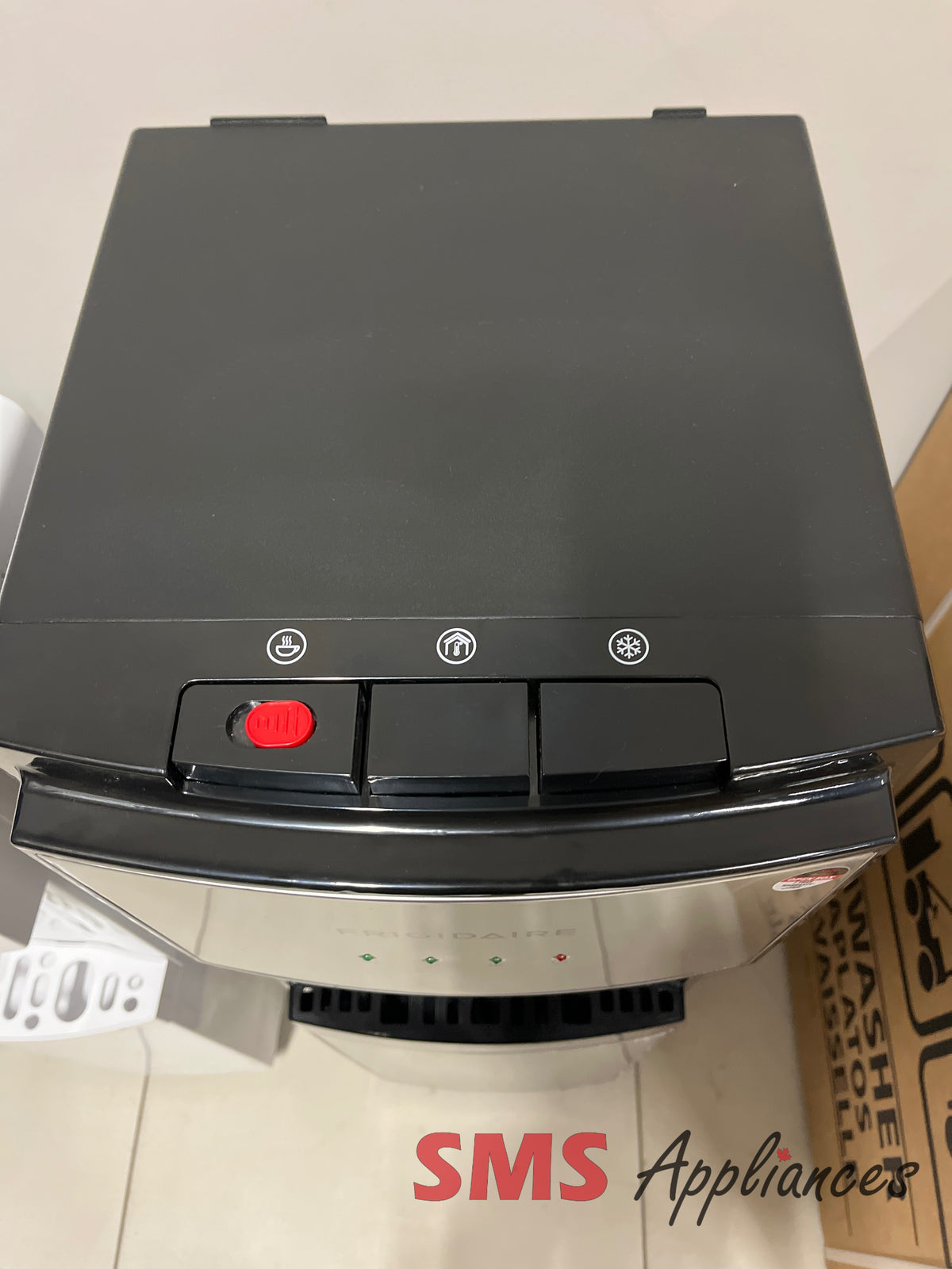 Open Box Small Appliances EFWC505 Frigidaire - Image 3
