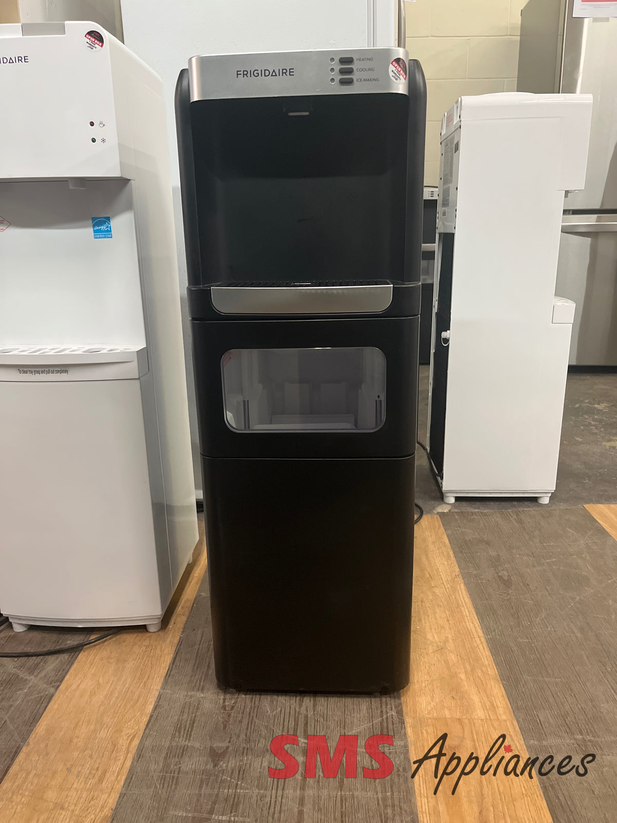 Open Box Small Appliances EFWC530 Frigidaire - Image 1