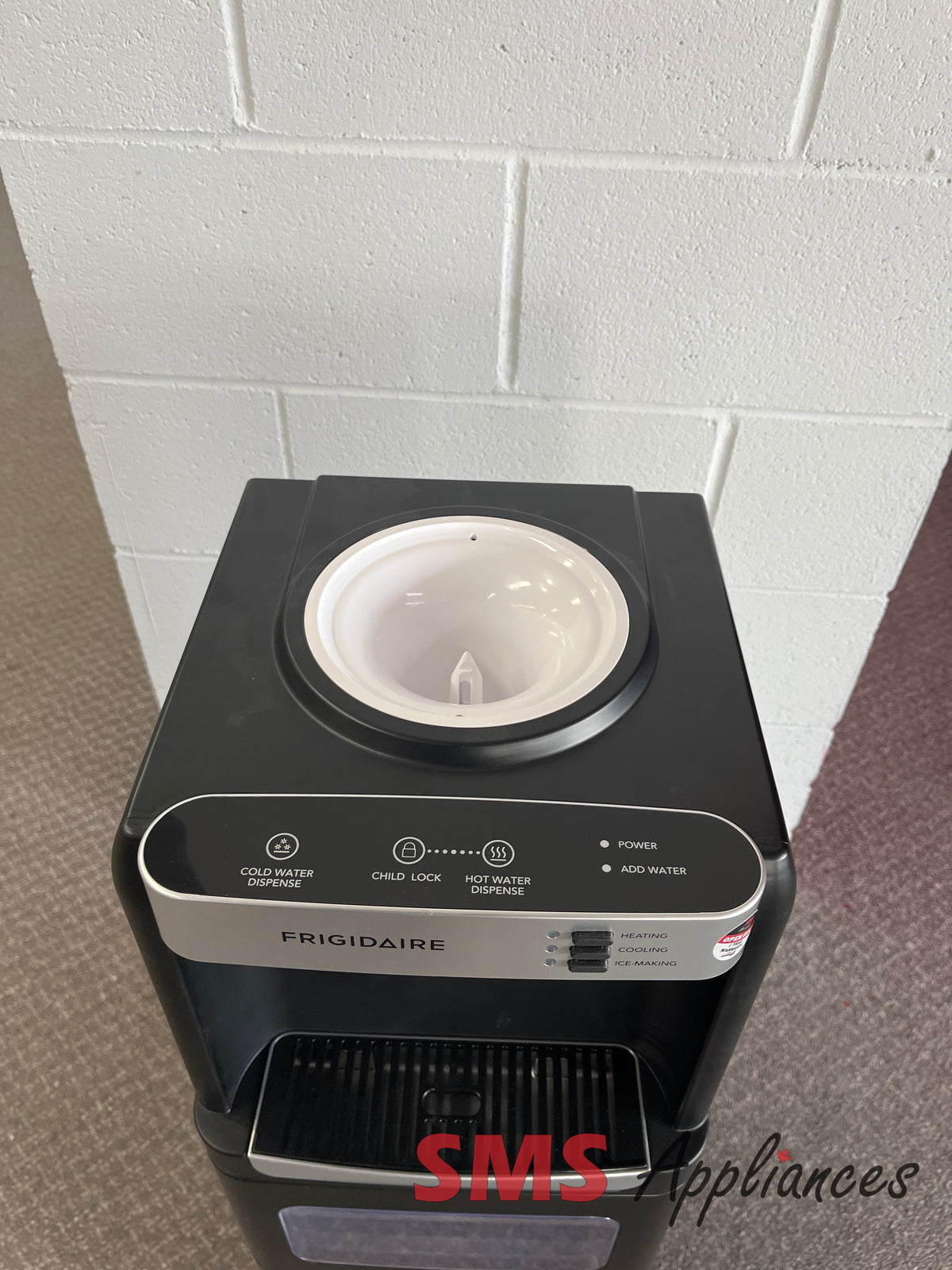 Open Box Small Appliances EFWX530 BLACK Frigidaire - Image 3