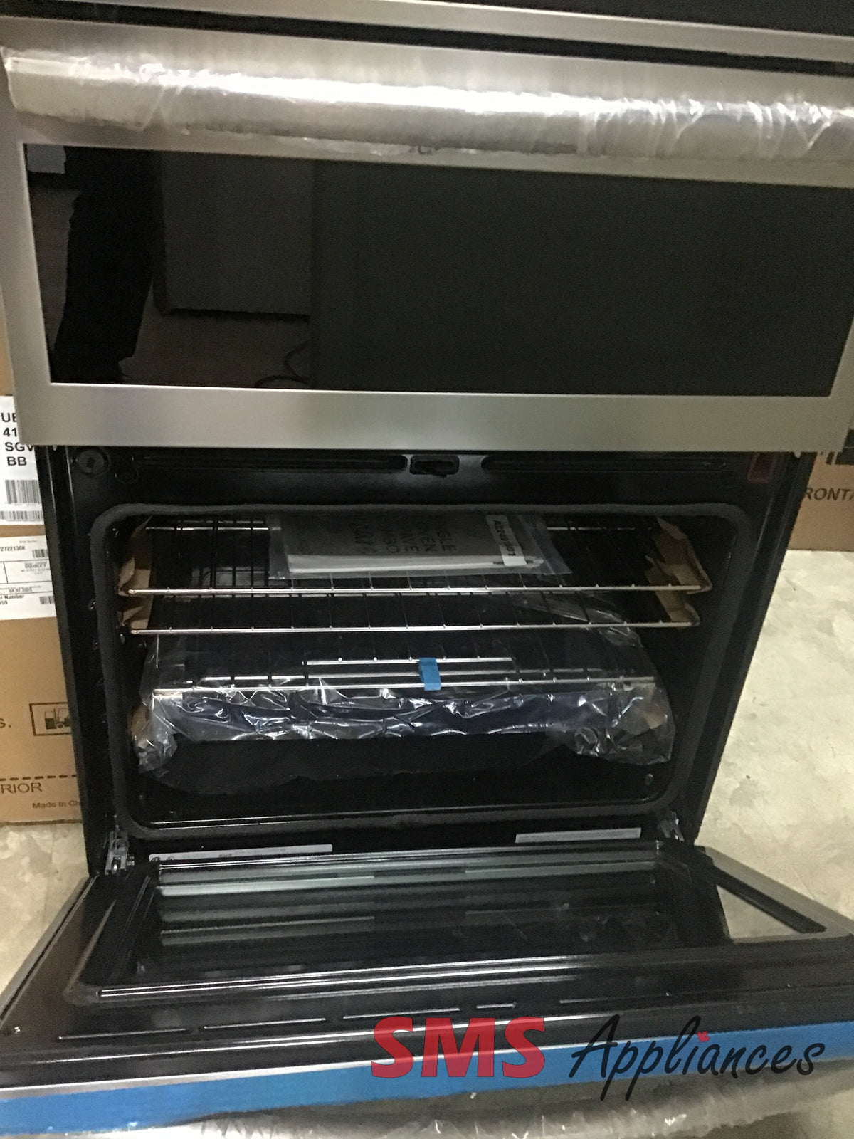 Open Box Wall Ovens GCWM3067AFF Frigidaire - Image 2