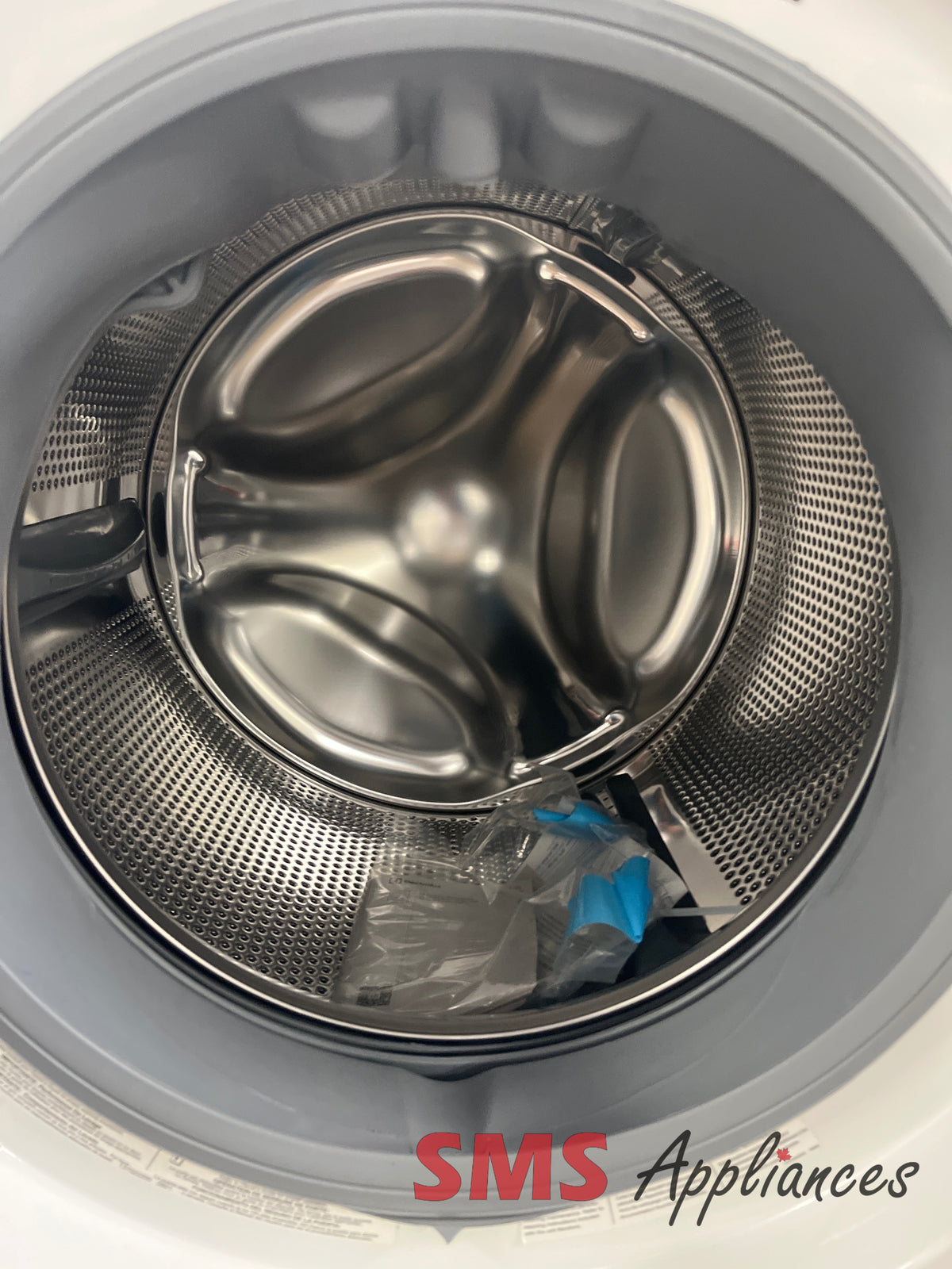 Open Box Washers ELFW7337AW Electrolux - Image 2