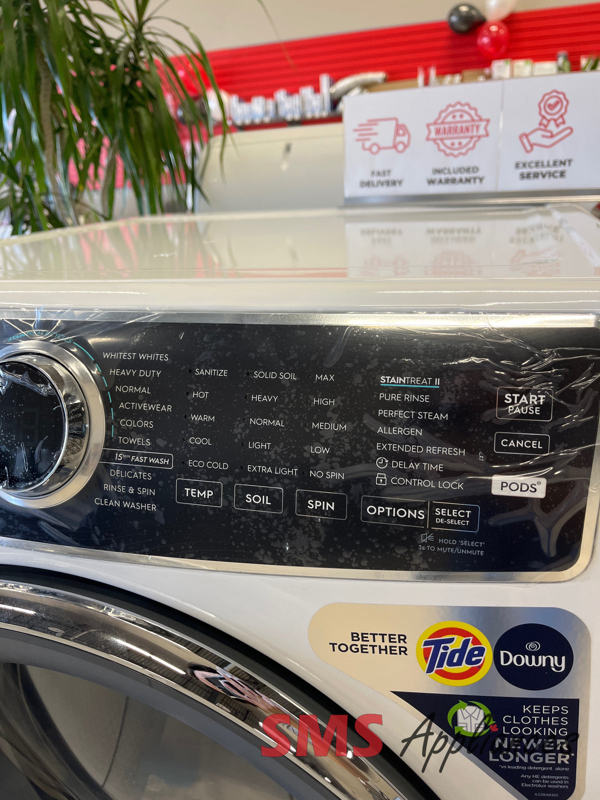 27" Electrolux ELFW7537AW open box washer - SMS Appliances Calgary