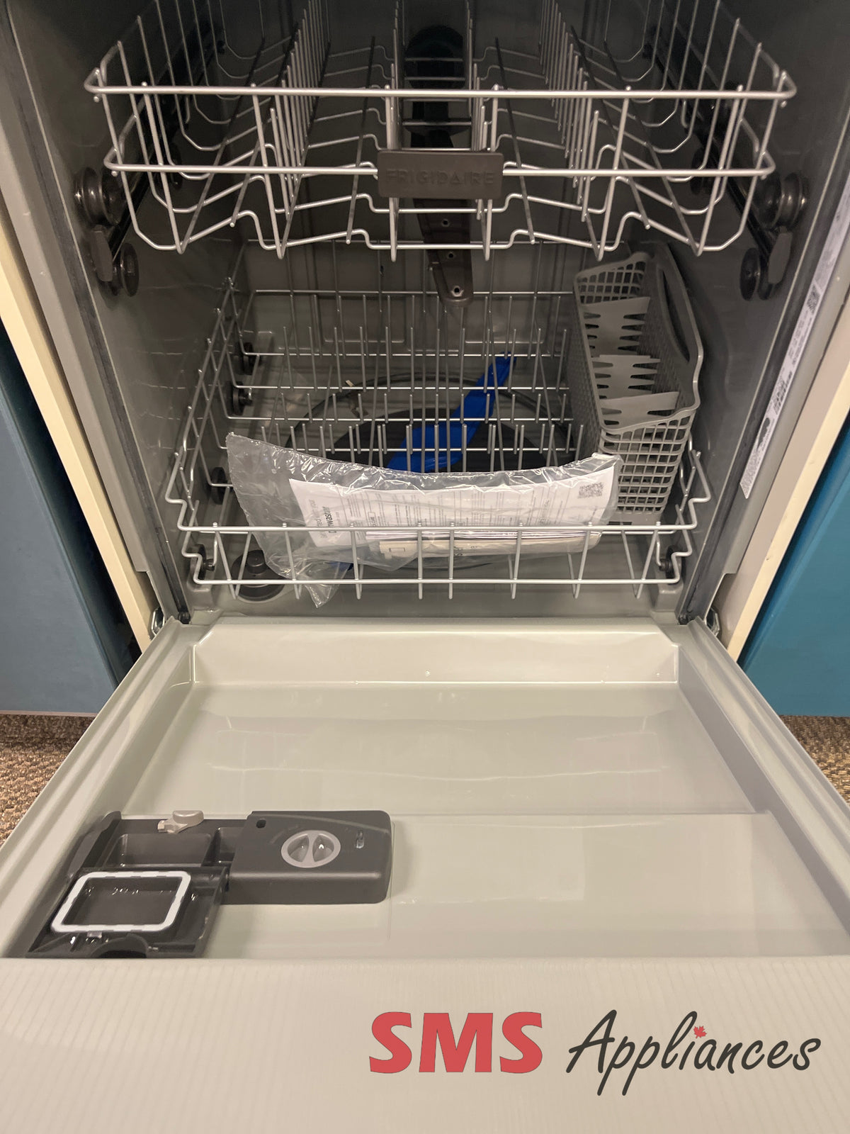 Open Box Washers FDPC4221AS Frigidaire - Image 2