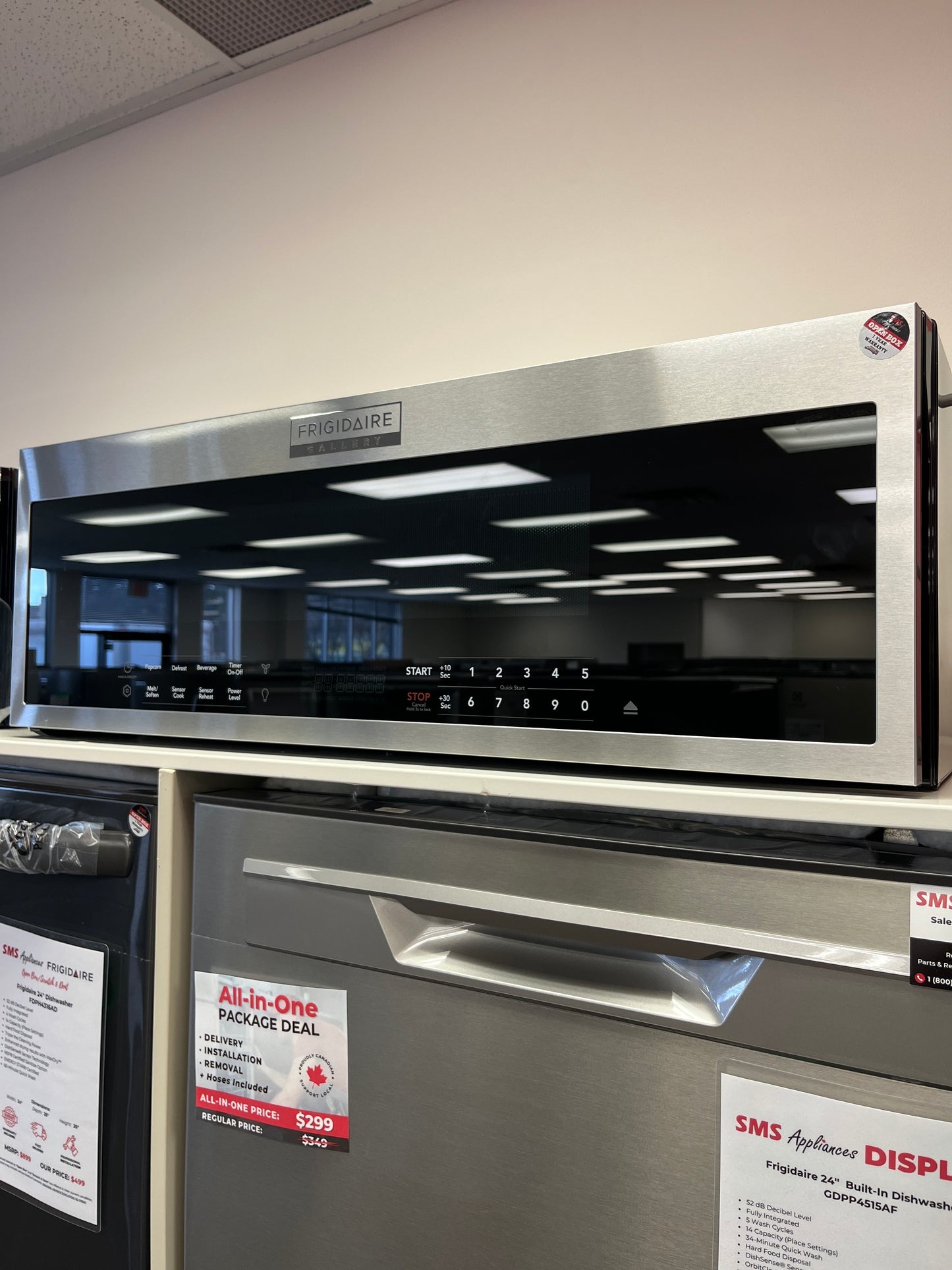 Open Box – 30" Microwave Frigidaire GMOS1299AF