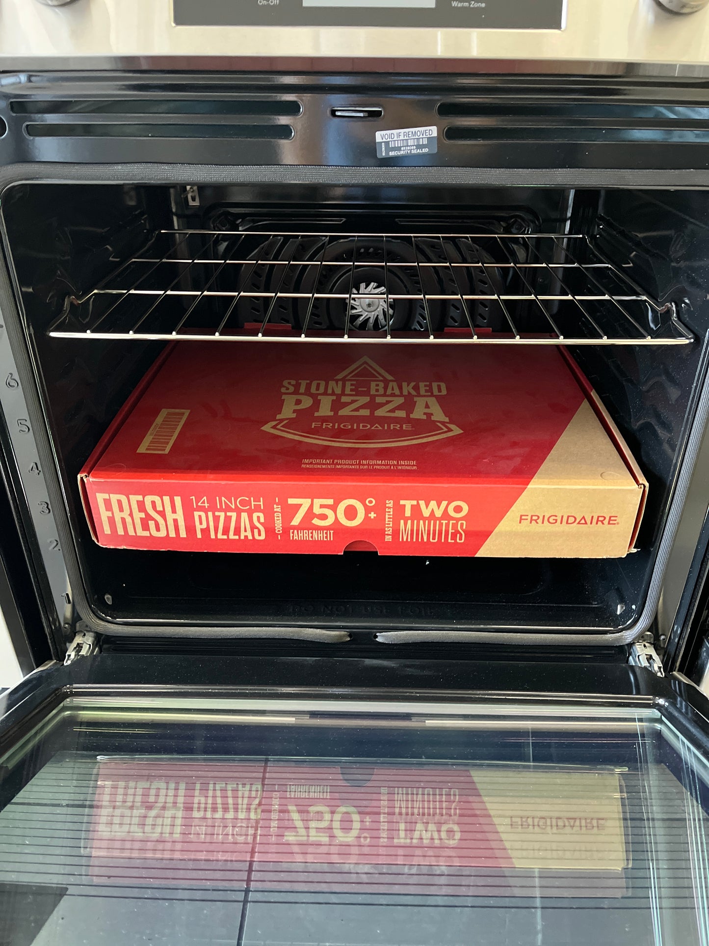 Open Box – 30" Stove Frigidaire GCFE307CBFB