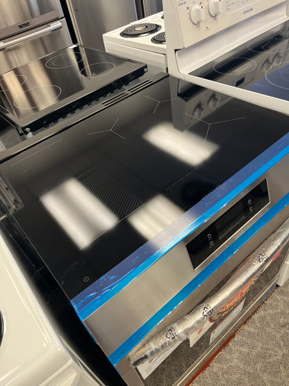 Open Box – 30" Stove Frigidaire GCFI307CBG