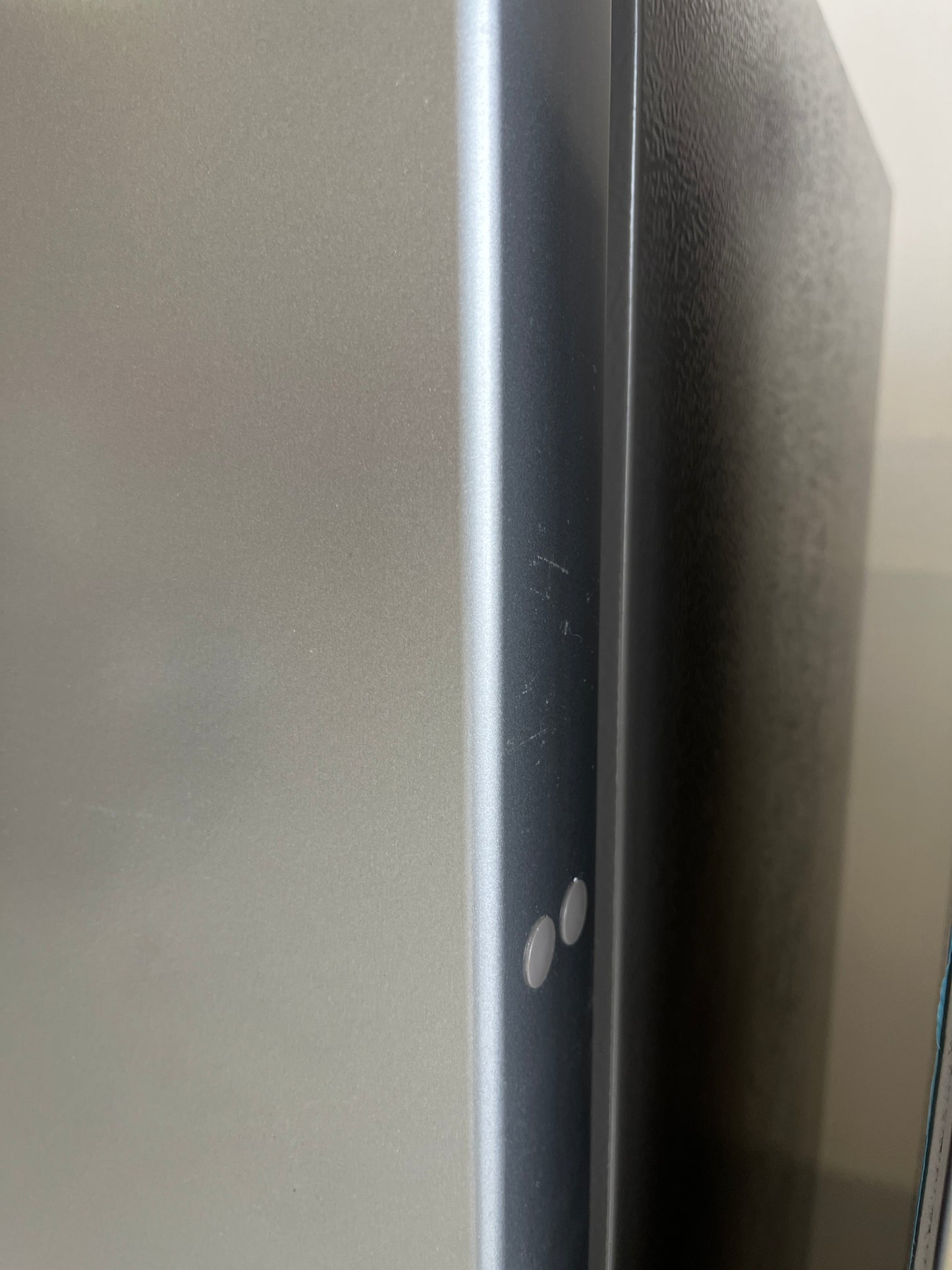 Open Box – 33" Freezer Hisense  HFU171N1AVE