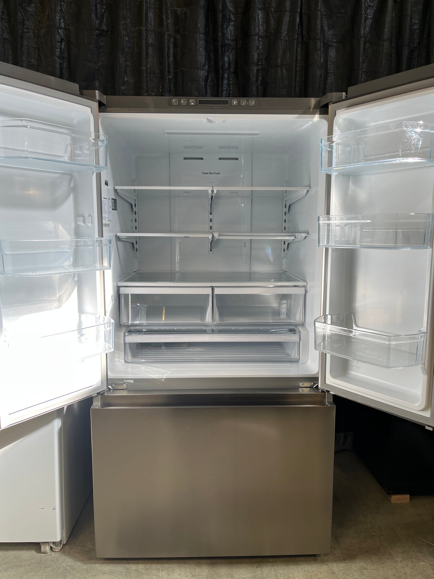 Open Box – 36" Fridge Hisense RF27A3FSE