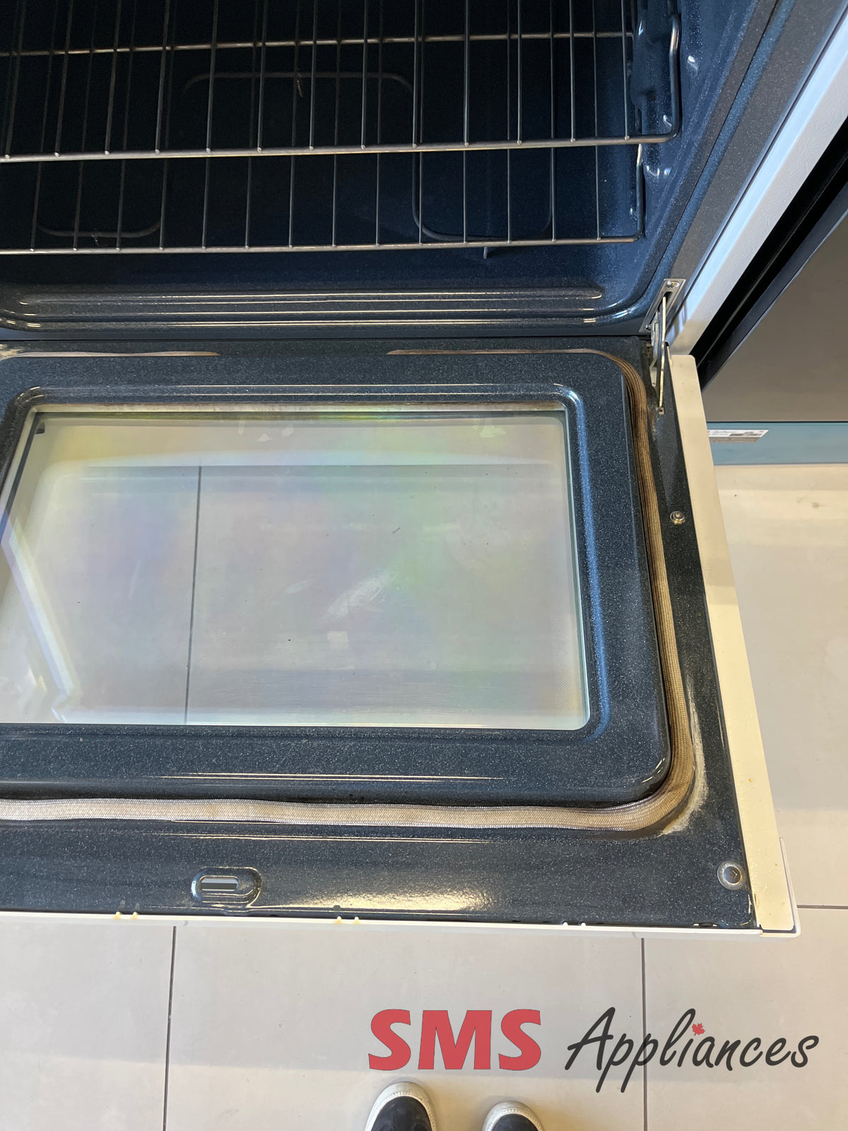 Frigidaire CFEF372ES stove at SMS Appliances Calgary - Refurbished deals