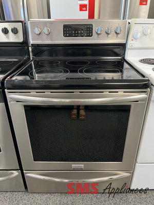 Refurbished 30" Stove Frigidaire CGEF3055MFG