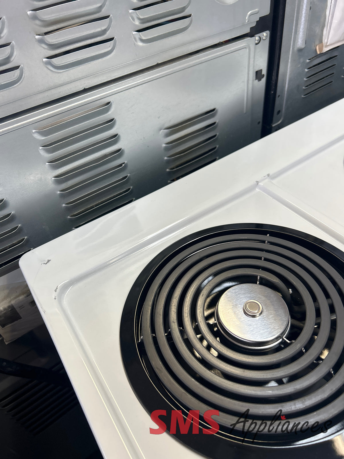 Open Box Stoves / Ranges FCFC241CAW Frigidaire - Image 3