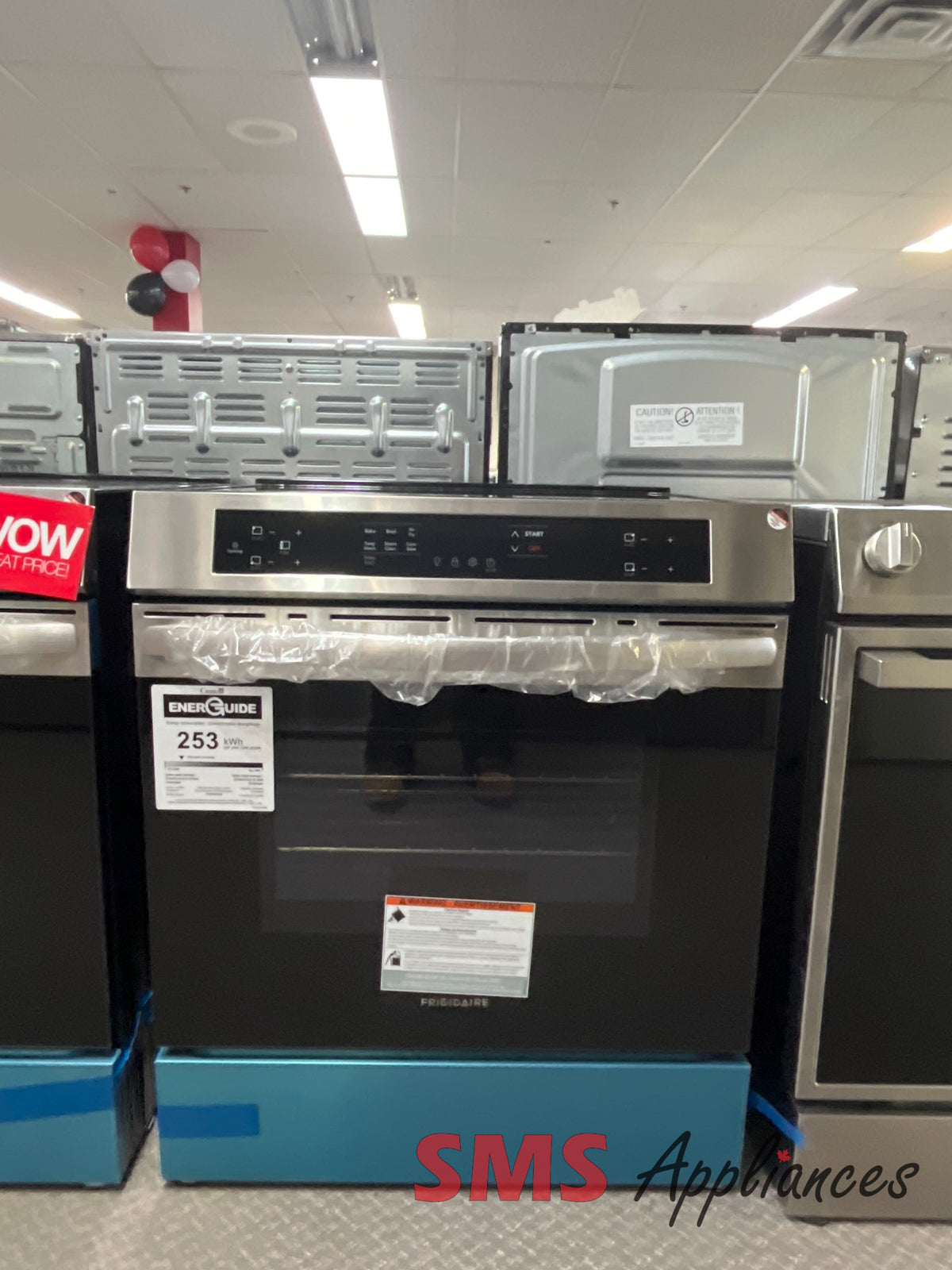 Open Box 30" Stove Frigidaire FCFI308CB for sale in Medicine Hat - SMS Appliances
