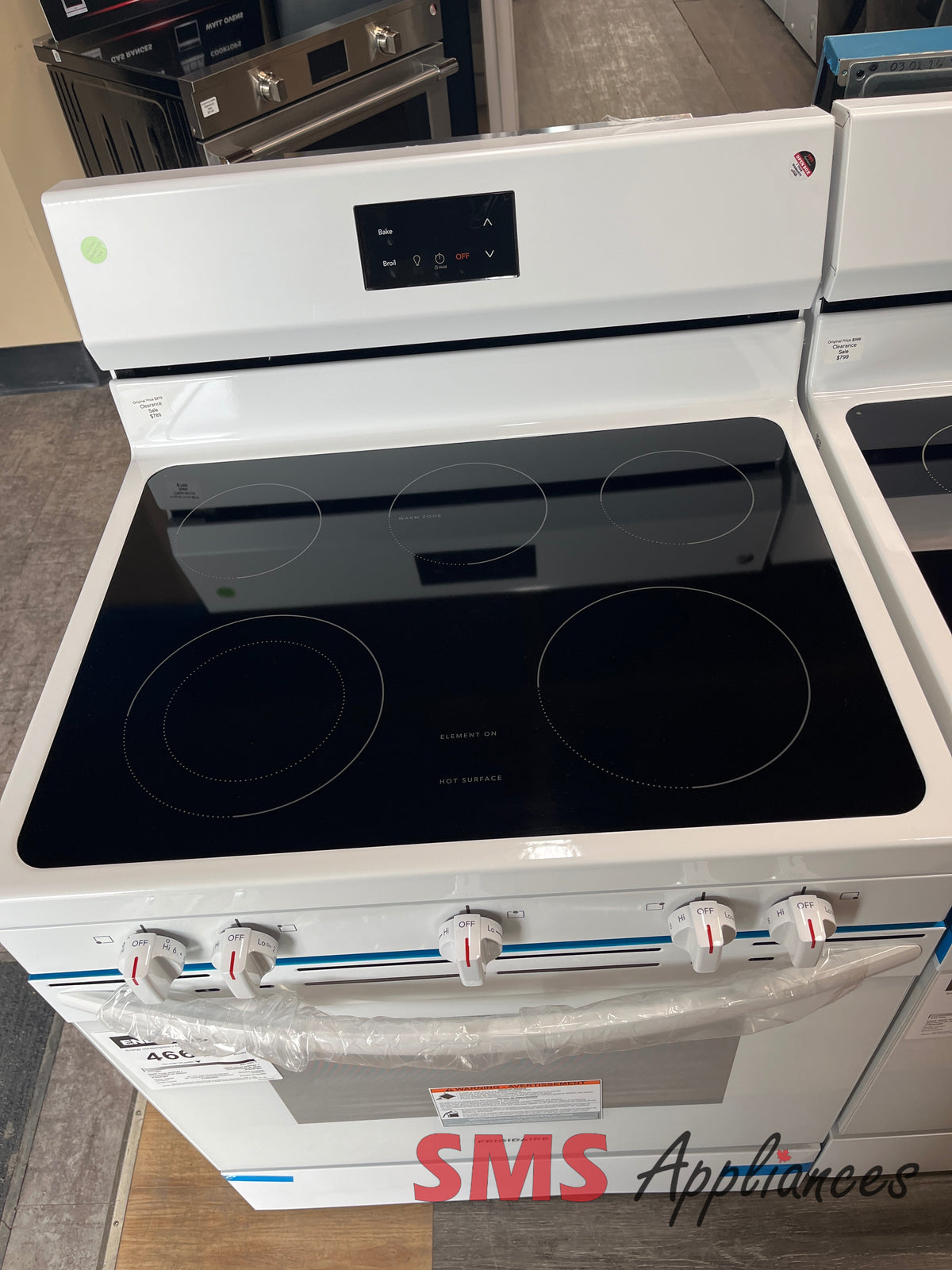 Open Box Stoves / Ranges FCRE305CBWF Frigidaire - Image 3