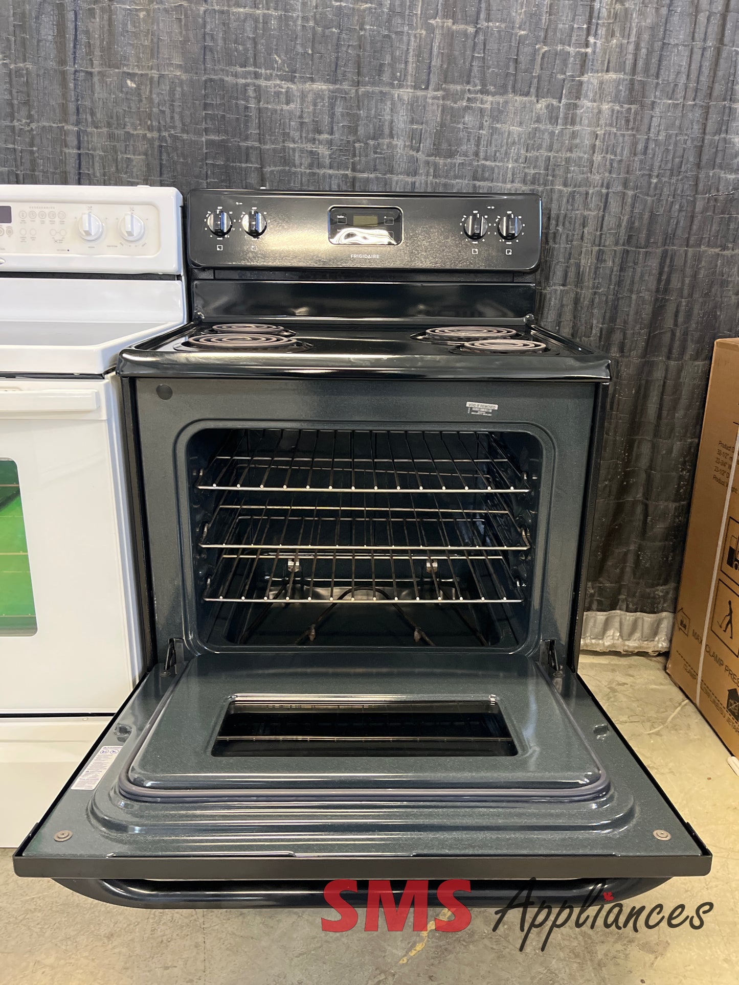 Refurbished Stoves / Ranges Frigidaire - Image 2