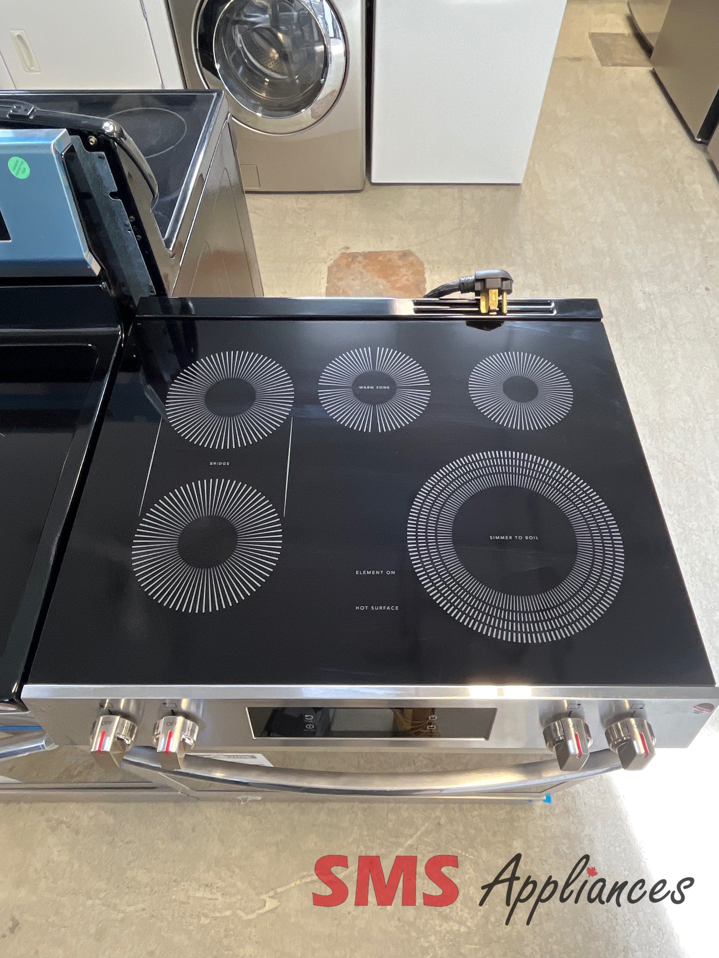 Open Box Stoves / Ranges GCFE306CBF Frigidaire - Image 3