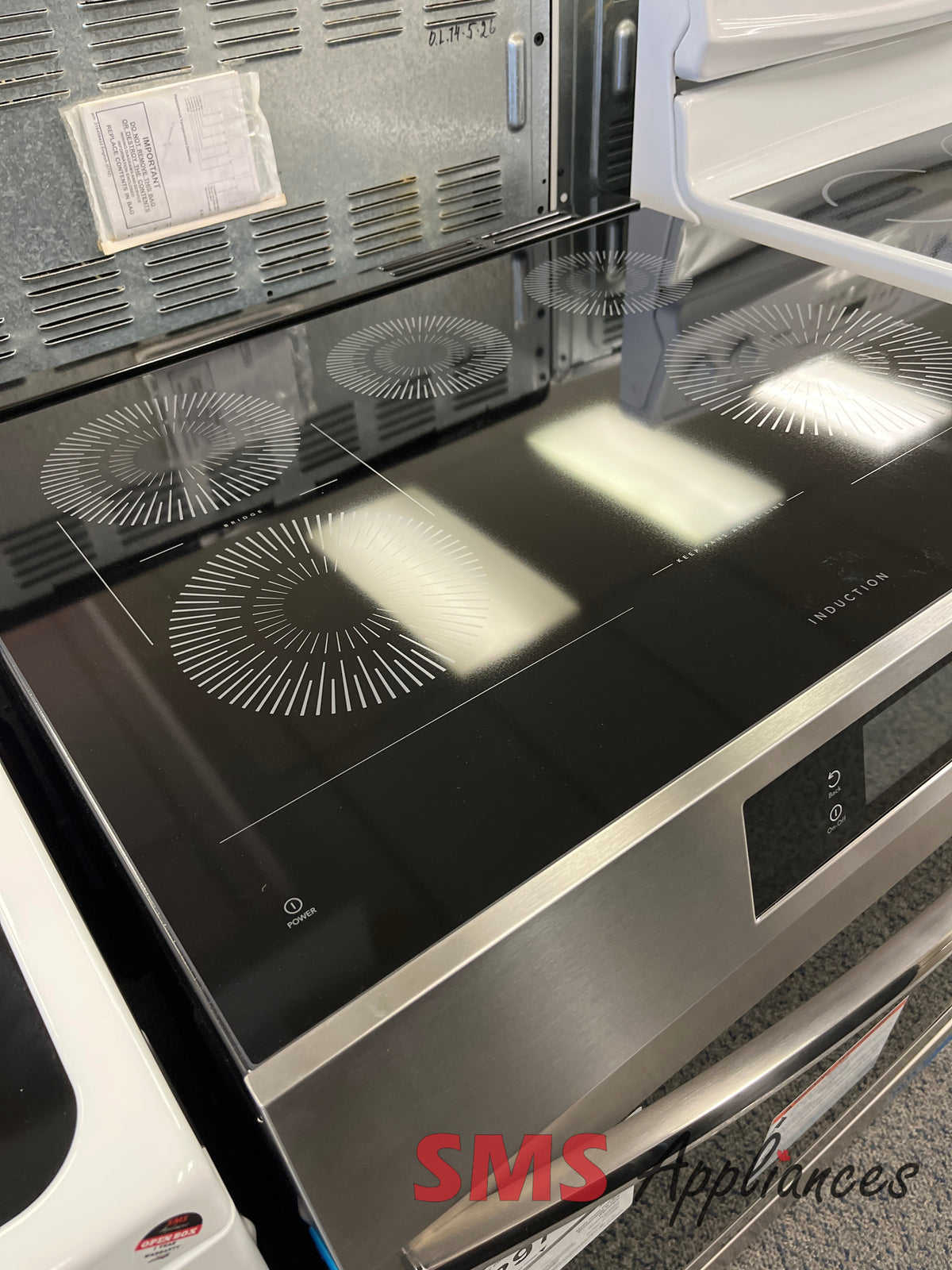 Open Box Stoves / Ranges GCFI306CBF Frigidaire - Image 4