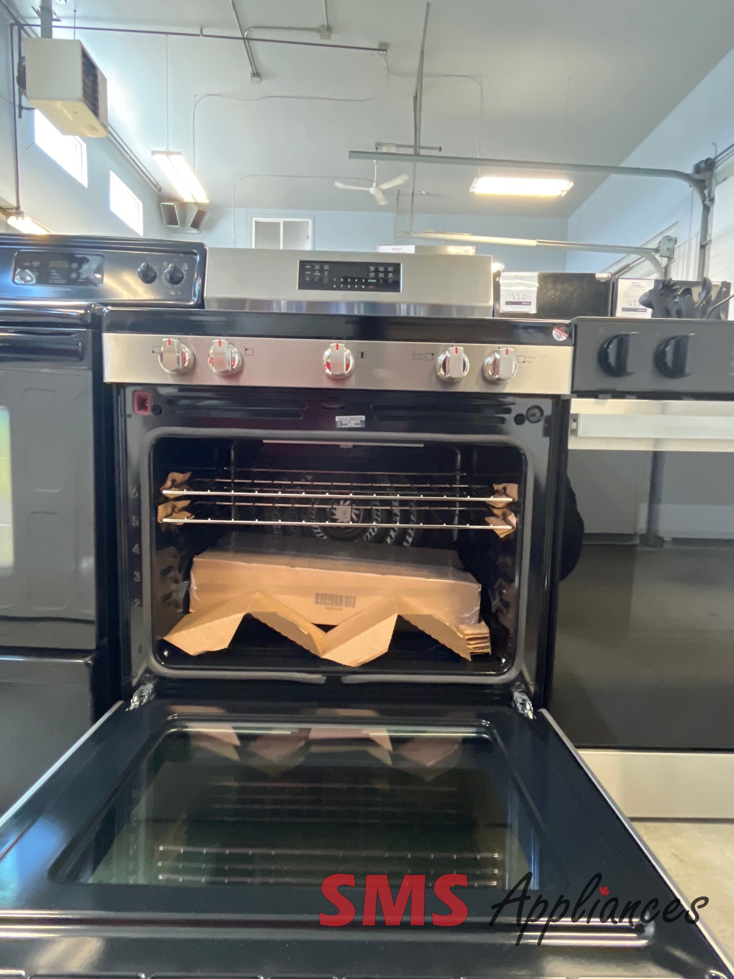 Open Box Stoves / Ranges GCRG3060BFE Frigidaire - Image 2