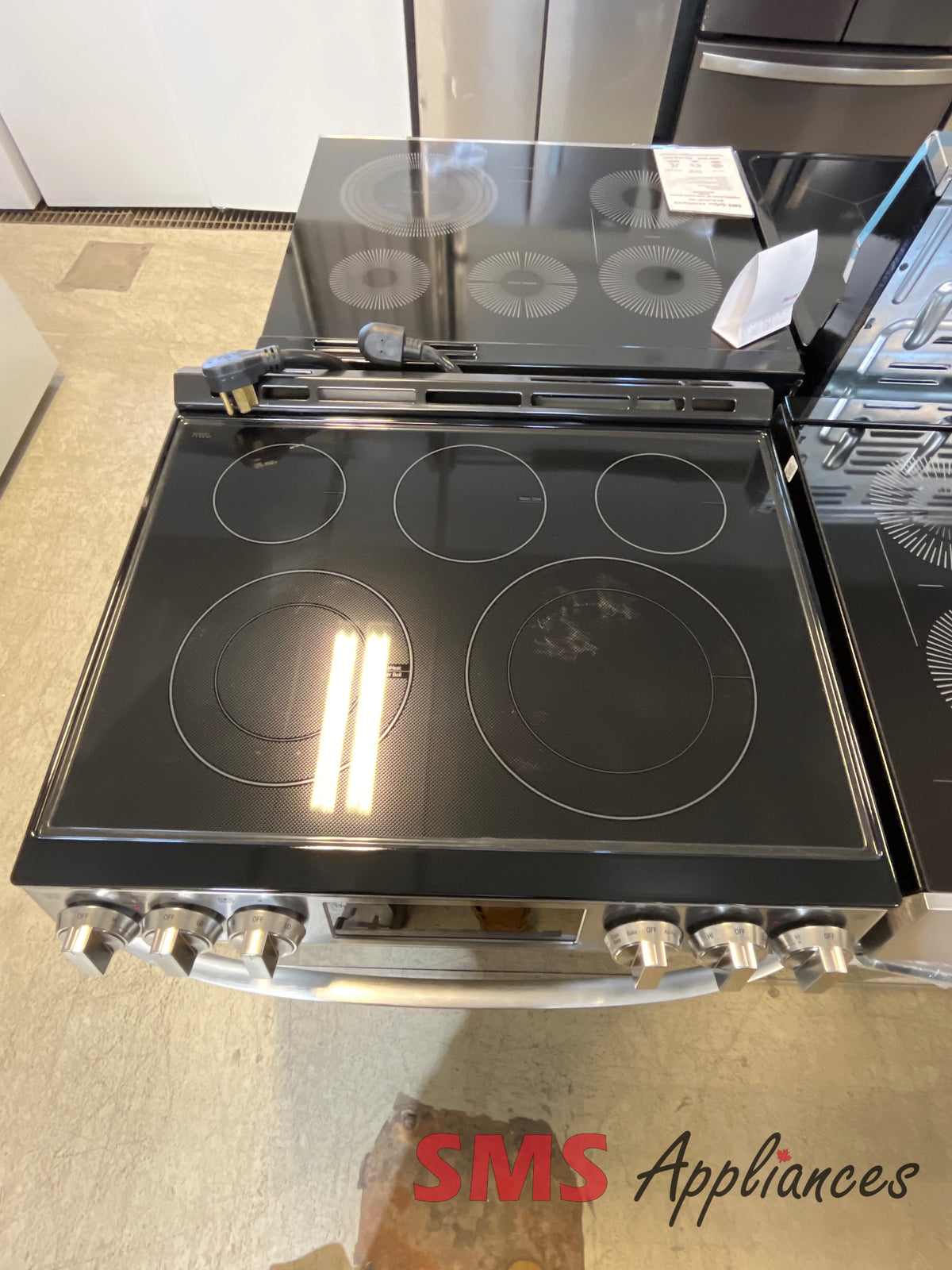Open Box Stoves / Ranges LSEL633CF LG - Image 3