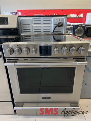 Refurbished 30" Stove Frigidaire PCFE307CAF