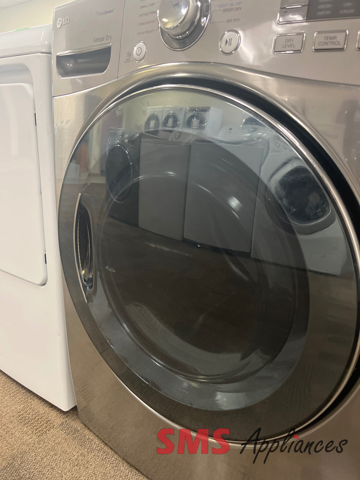 Refurbished LG DLEX3470V dryer close-up - SMS Appliances