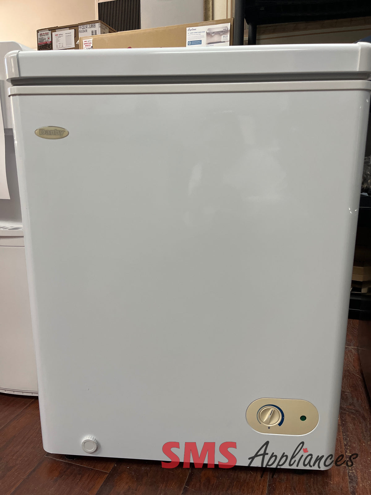 Refurbished Freezers DCF038A1WDB Danby - Image 5