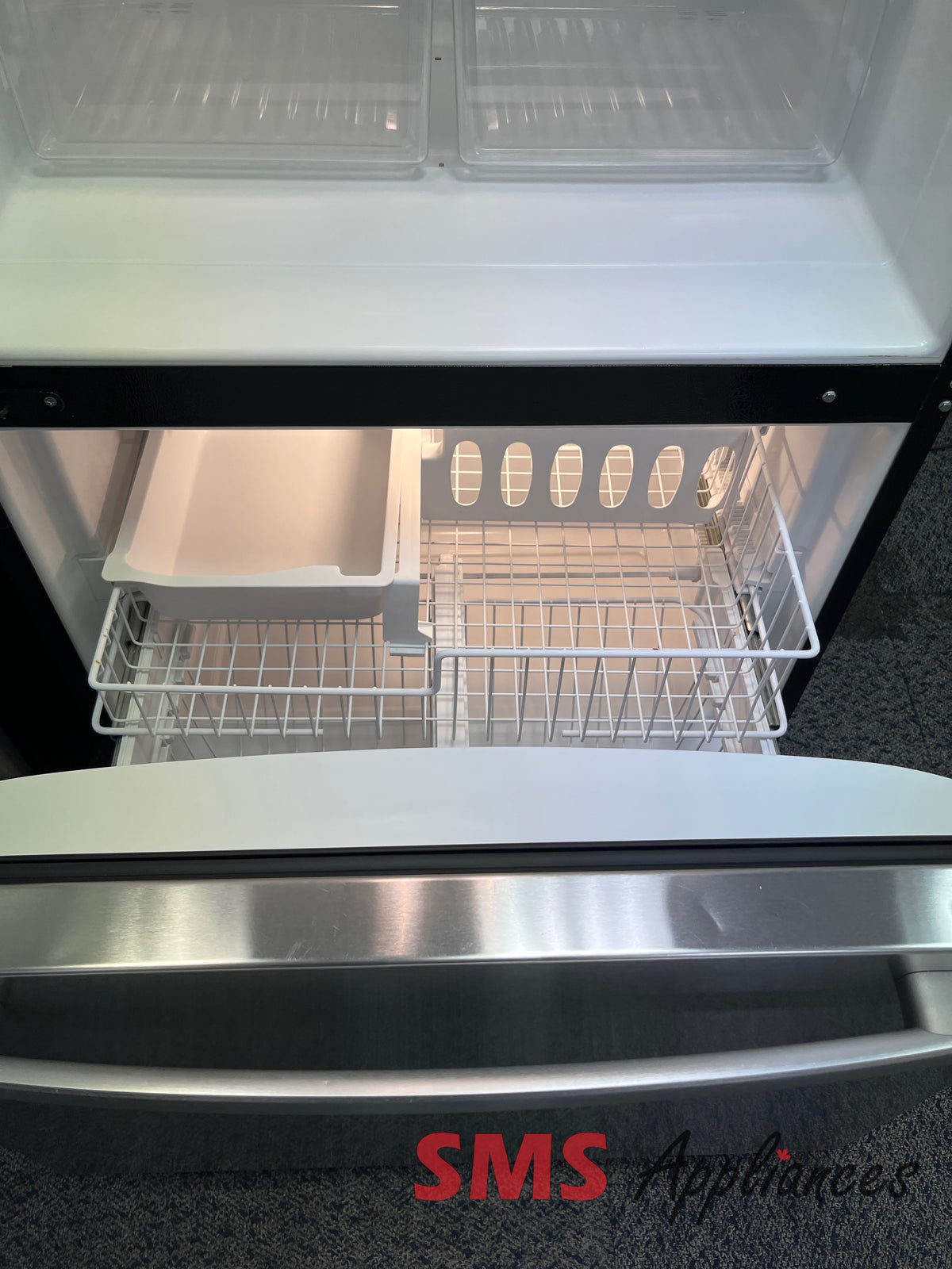 Refurbished Fridges GB2FHDXWS Thermador - Image 4
