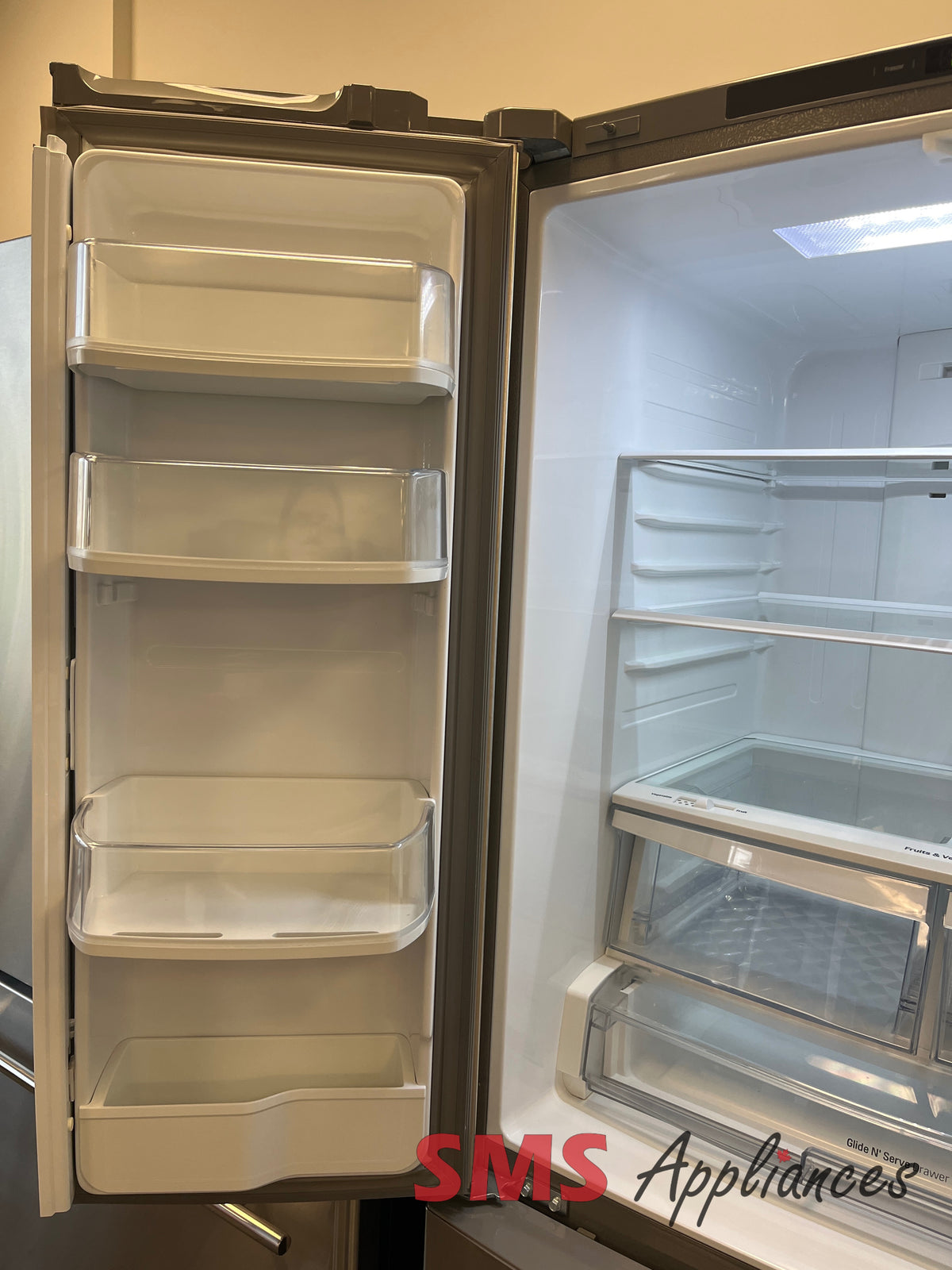 Refurbished Fridges LFC24786ST LG - Image 3