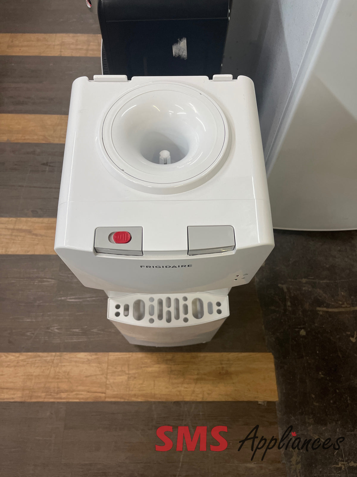 Refurbished Small Appliances EFWC498 Frigidaire - Image 2