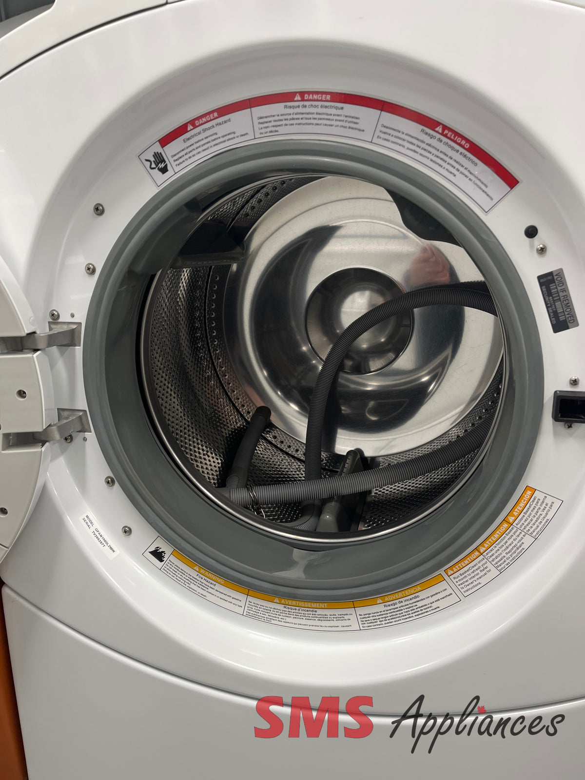 GE GFAN1000L2WW refurbished washer photo at SMS Appliances Saskatoon